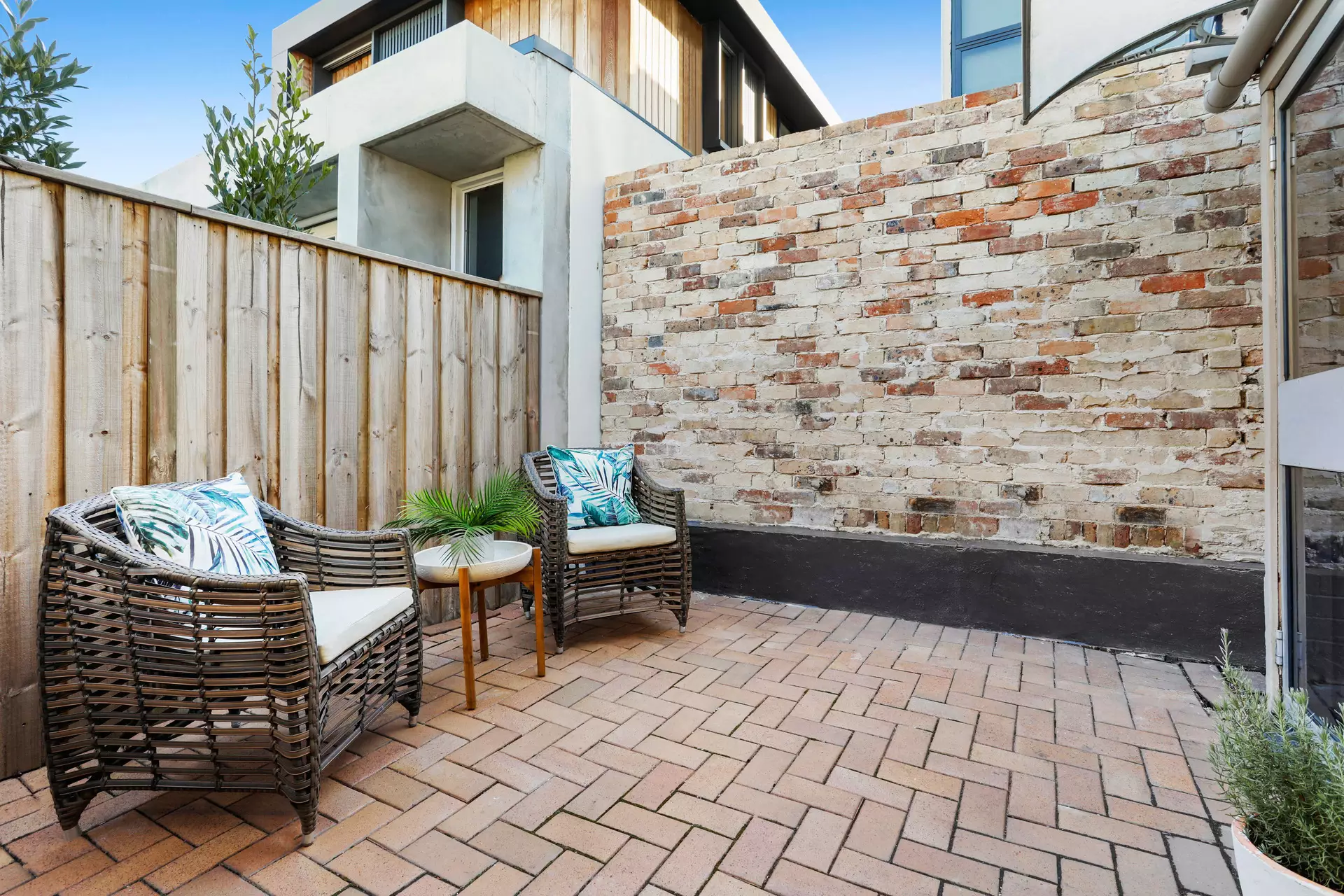 10 Hearn Street, Leichhardt Sold by Hudson McHugh - image 1