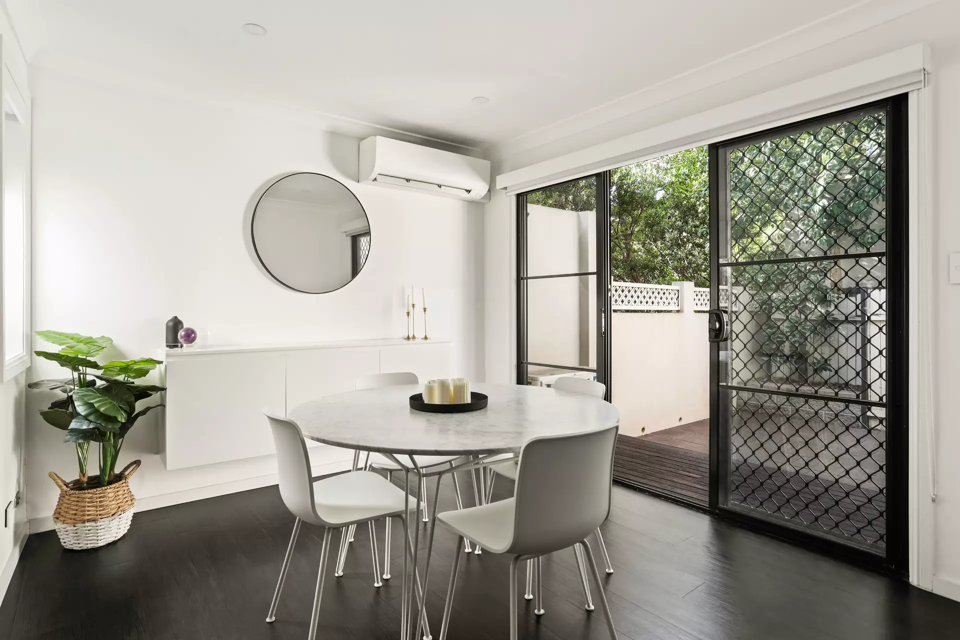 6/344-348 Norton Street, Leichhardt Sold by Hudson McHugh - image 1