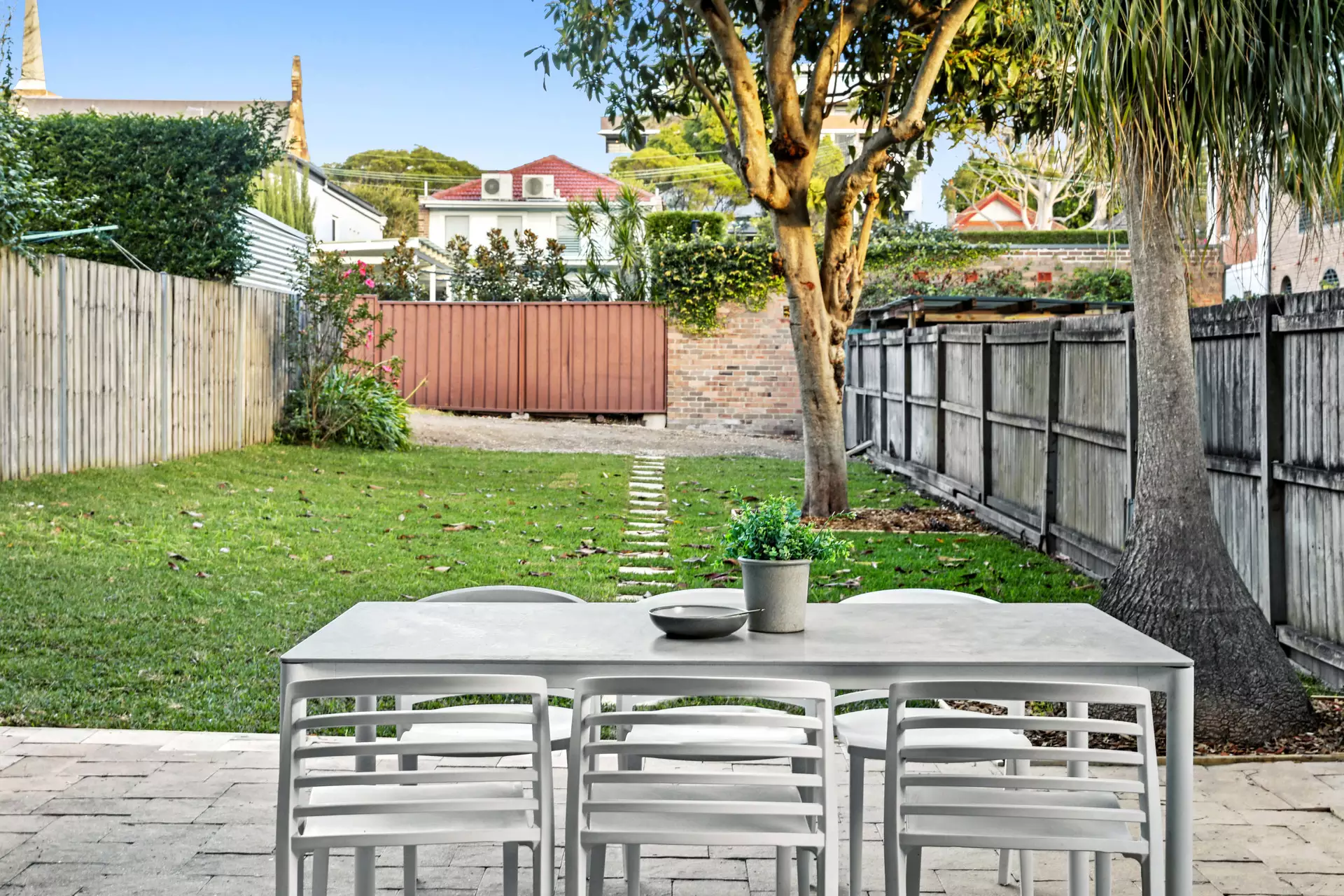 8 Carlisle Street, Leichhardt Sold by Hudson McHugh - image 1