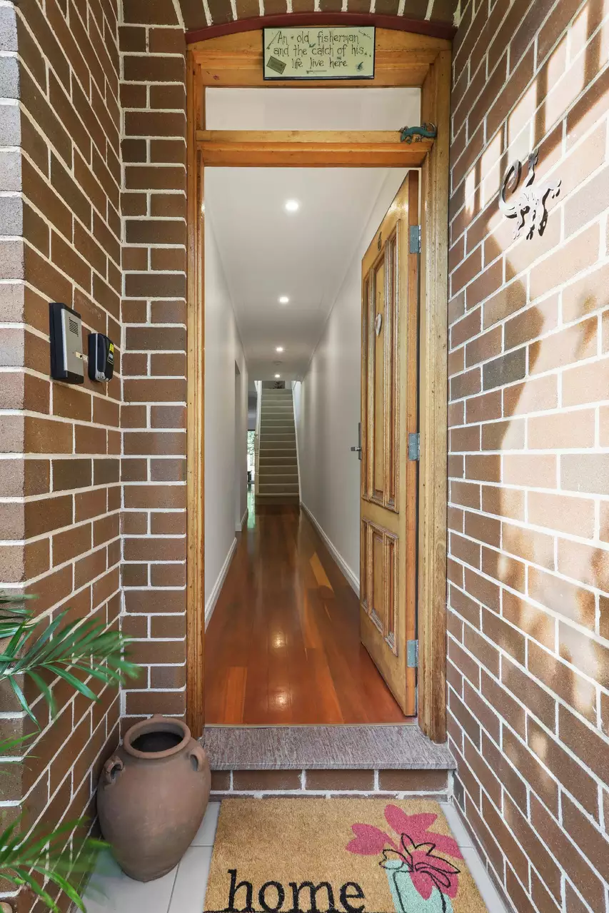 6/37 Hawthorne Parade, Haberfield Sold by Hudson McHugh - image 1