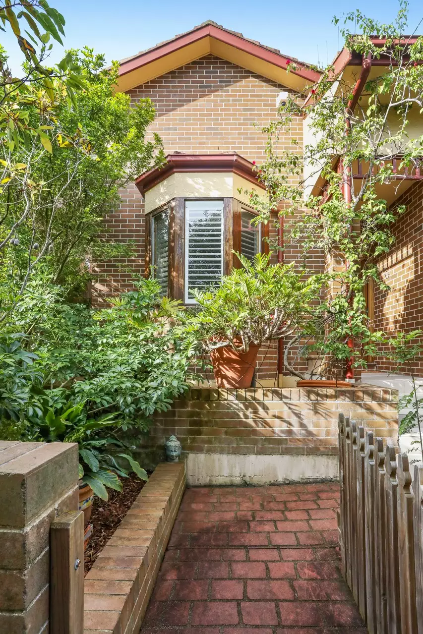 6/37 Hawthorne Parade, Haberfield Sold by Hudson McHugh - image 1