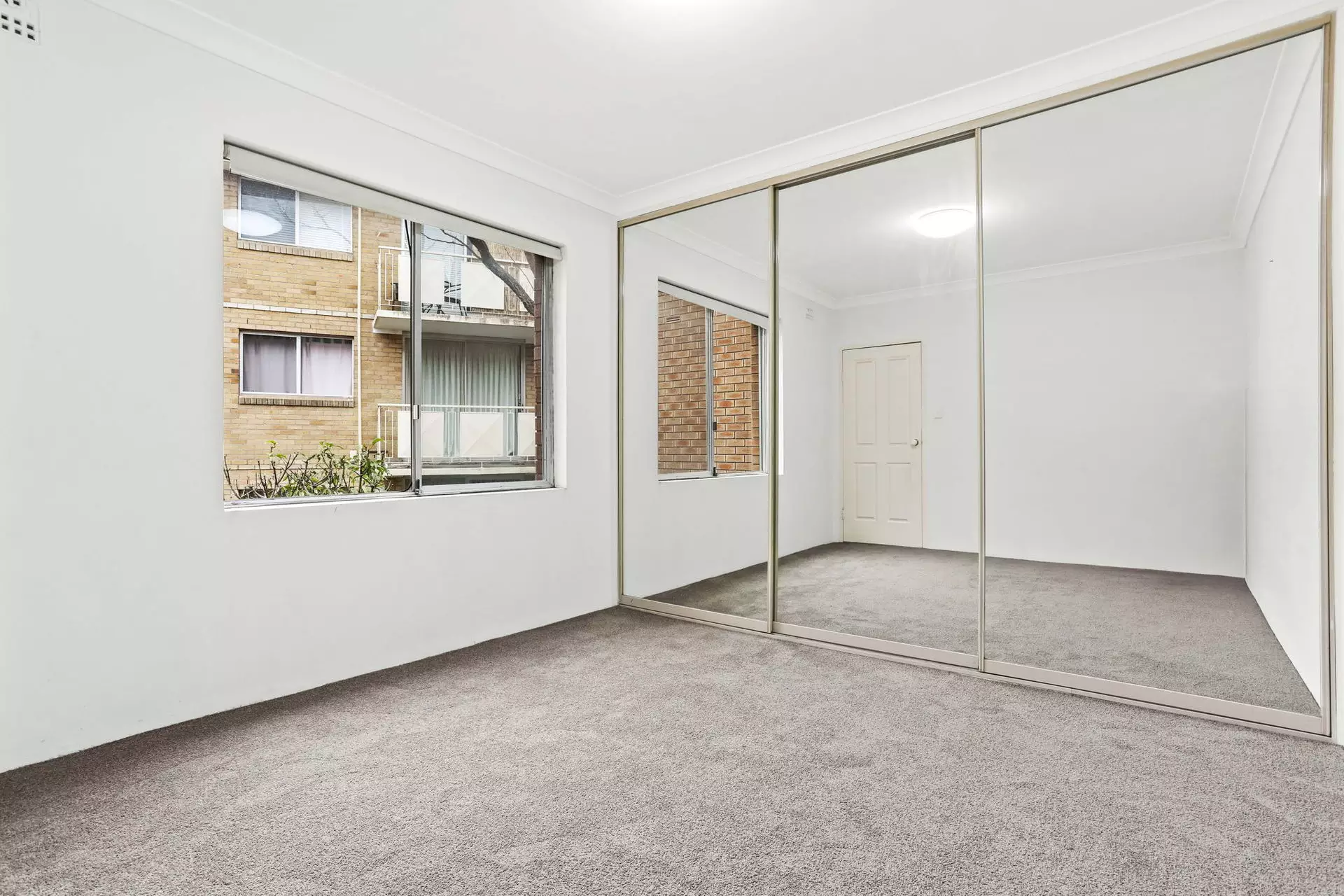 11/512-514 New Canterbury Road, Dulwich Hill Leased by Hudson McHugh - image 1