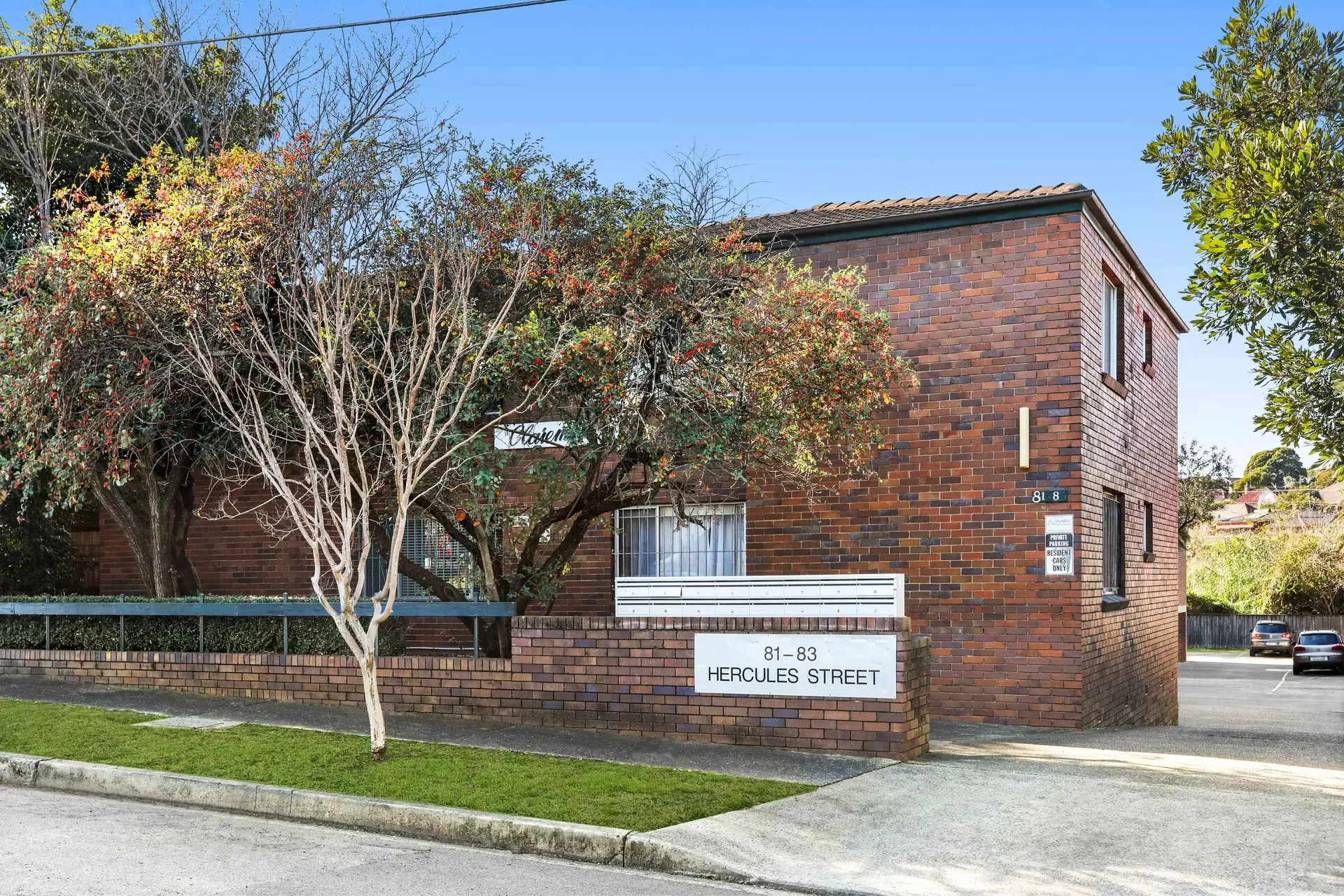 2/81 Hercules Street, Dulwich Hill Sold by Hudson McHugh - image 1