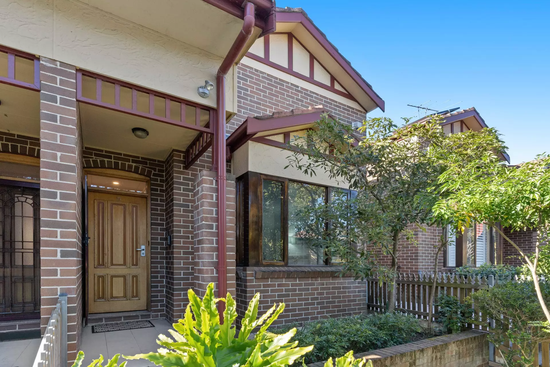 9/37 Hawthorne Parade, Haberfield Sold by Hudson McHugh - image 1