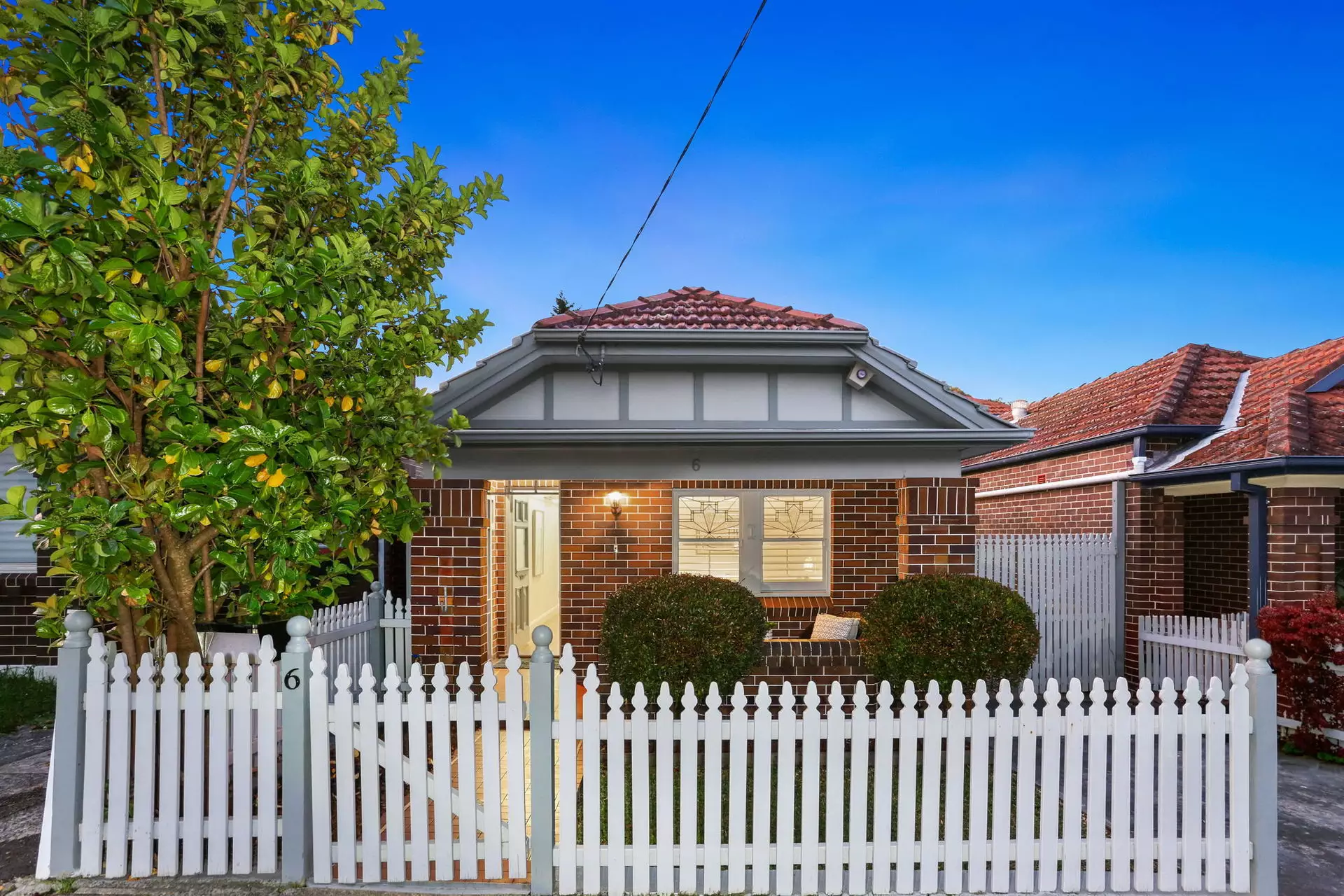 6 Stanley Street, Leichhardt Sold by Hudson McHugh - image 1