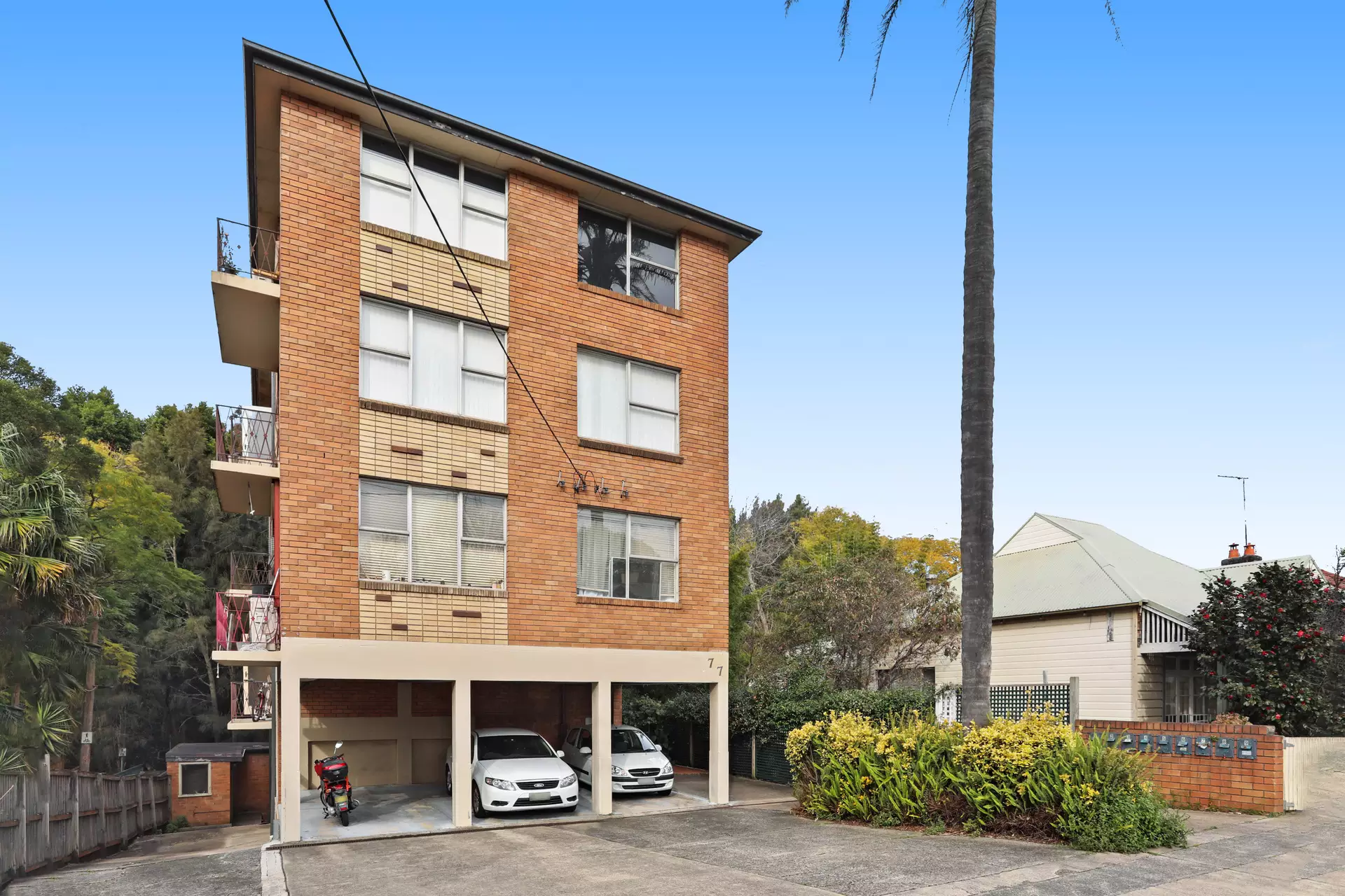 8/77 Hawthorne Parade, Haberfield Sold by Hudson McHugh - image 1