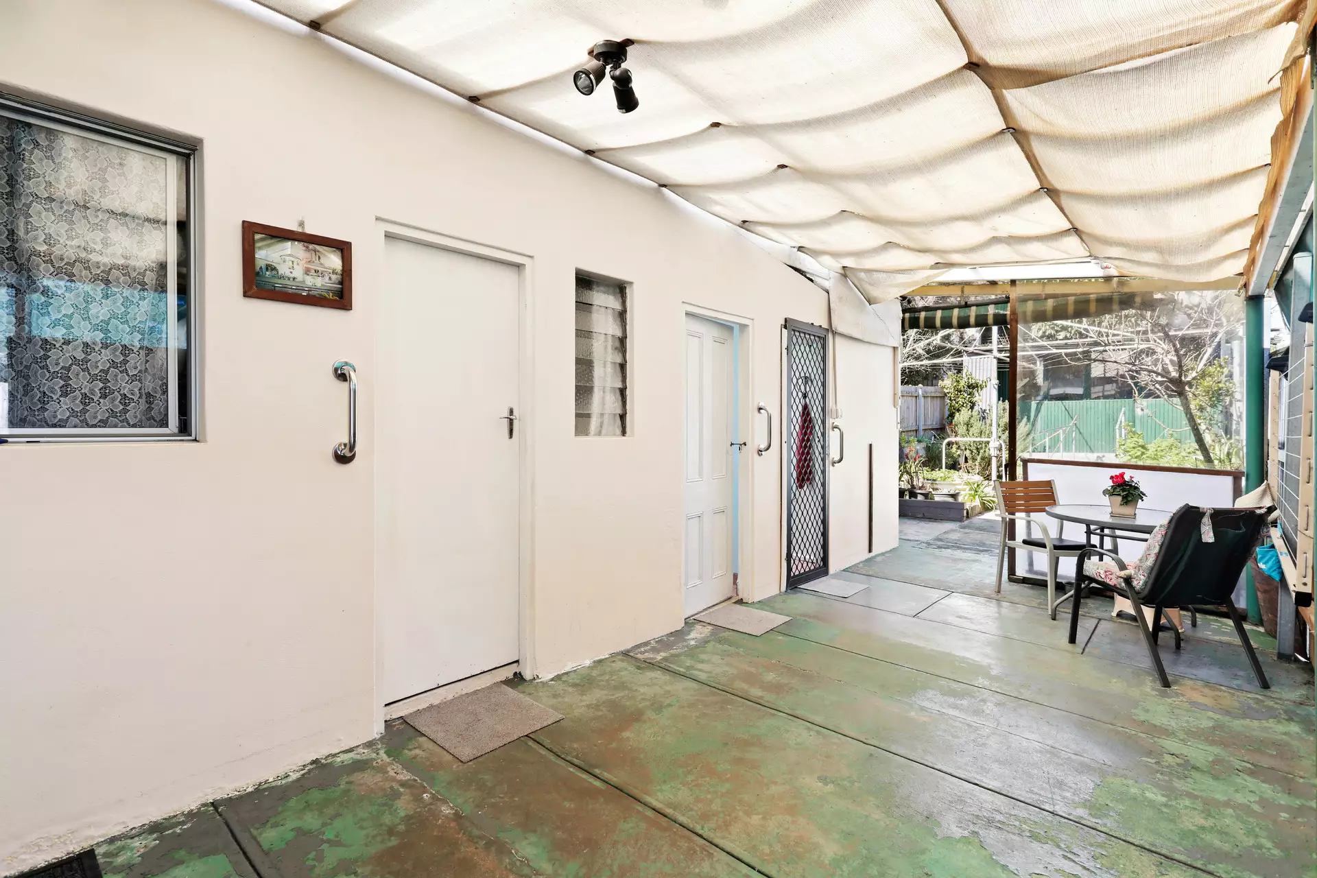 18 Carlisle Street, Leichhardt Sold by Hudson McHugh - image 1