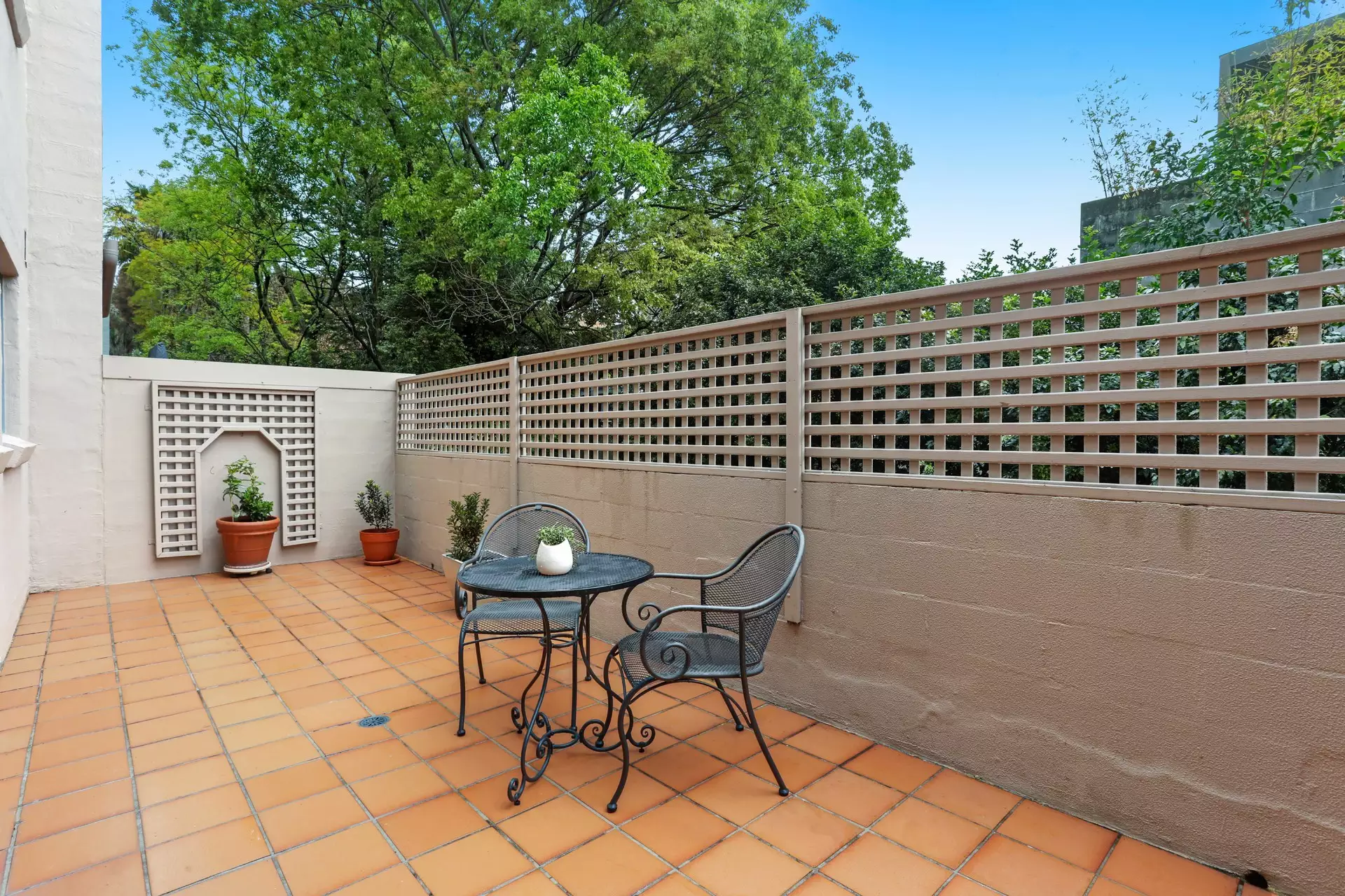 131/69 Allen Street, Leichhardt Sold by Hudson McHugh - image 1