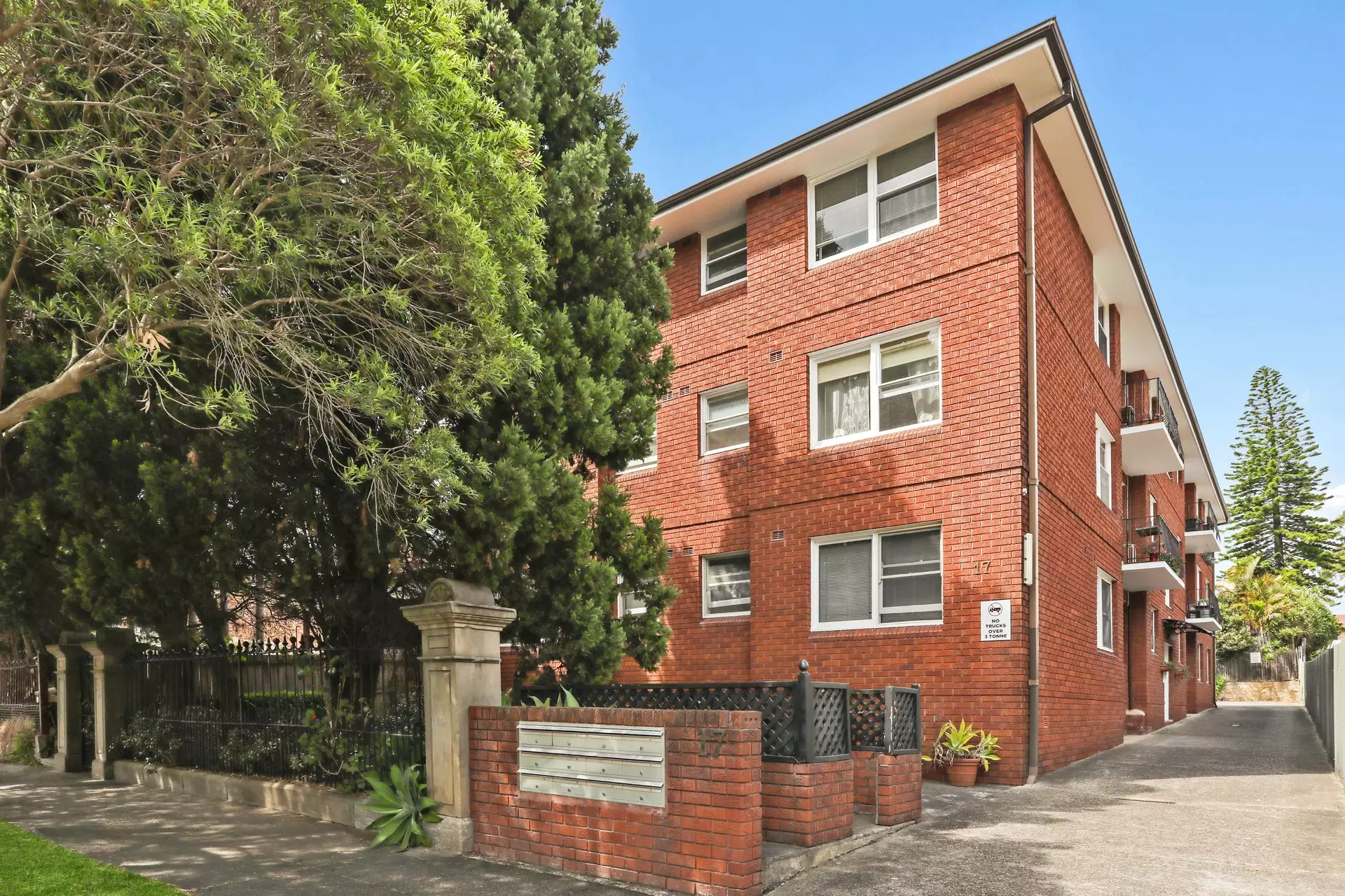 8/17 George Street, Marrickville Sold by Hudson McHugh - image 1