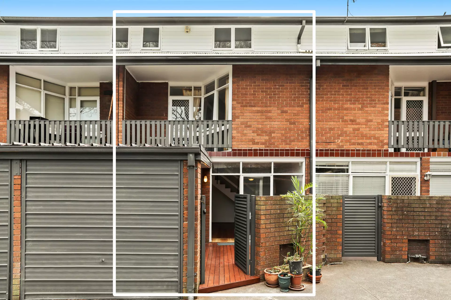 4/83 Foster Street, Leichhardt Sold by Hudson McHugh - image 1