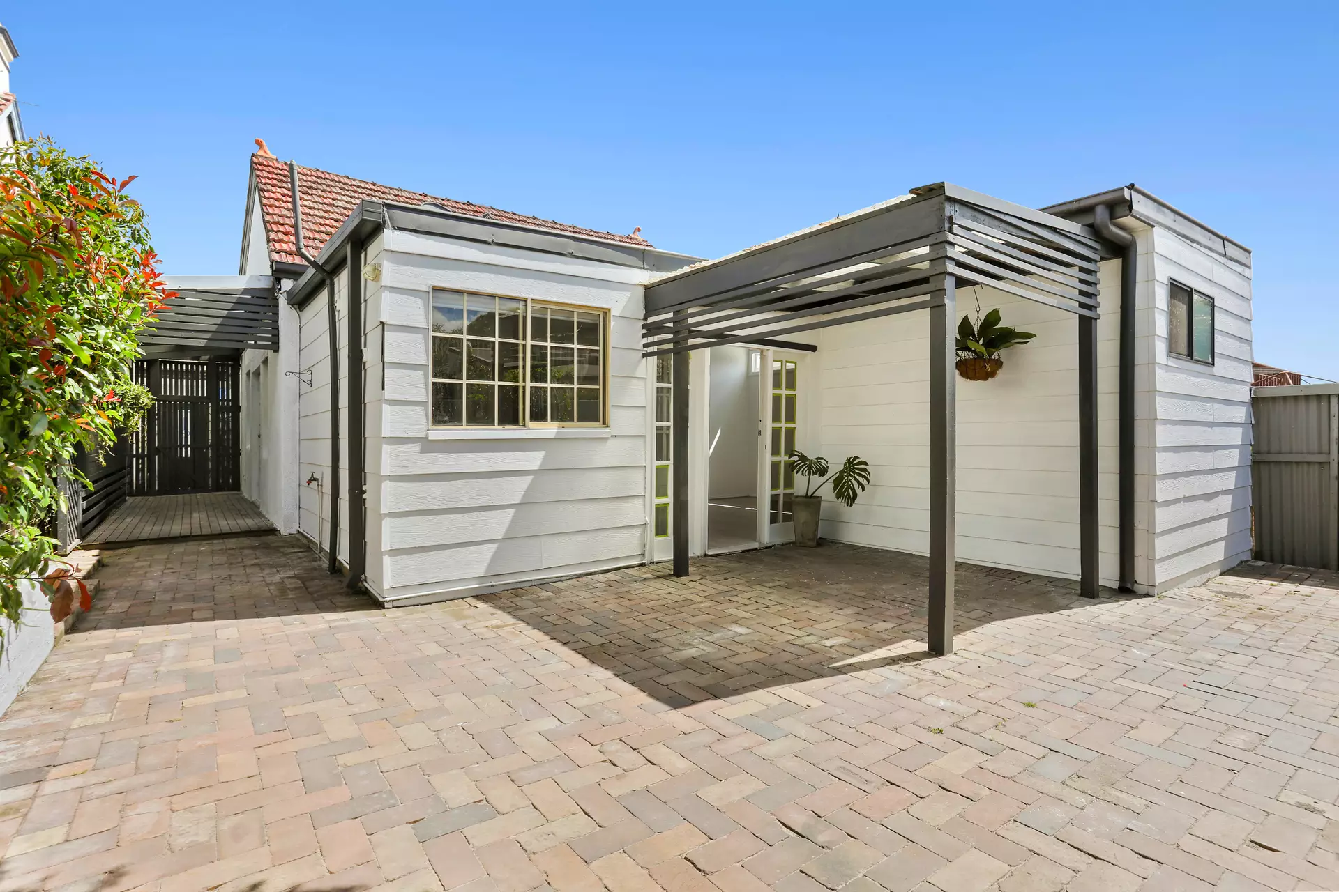 10 Dulwich Street, Dulwich Hill Sold by Hudson McHugh - image 1