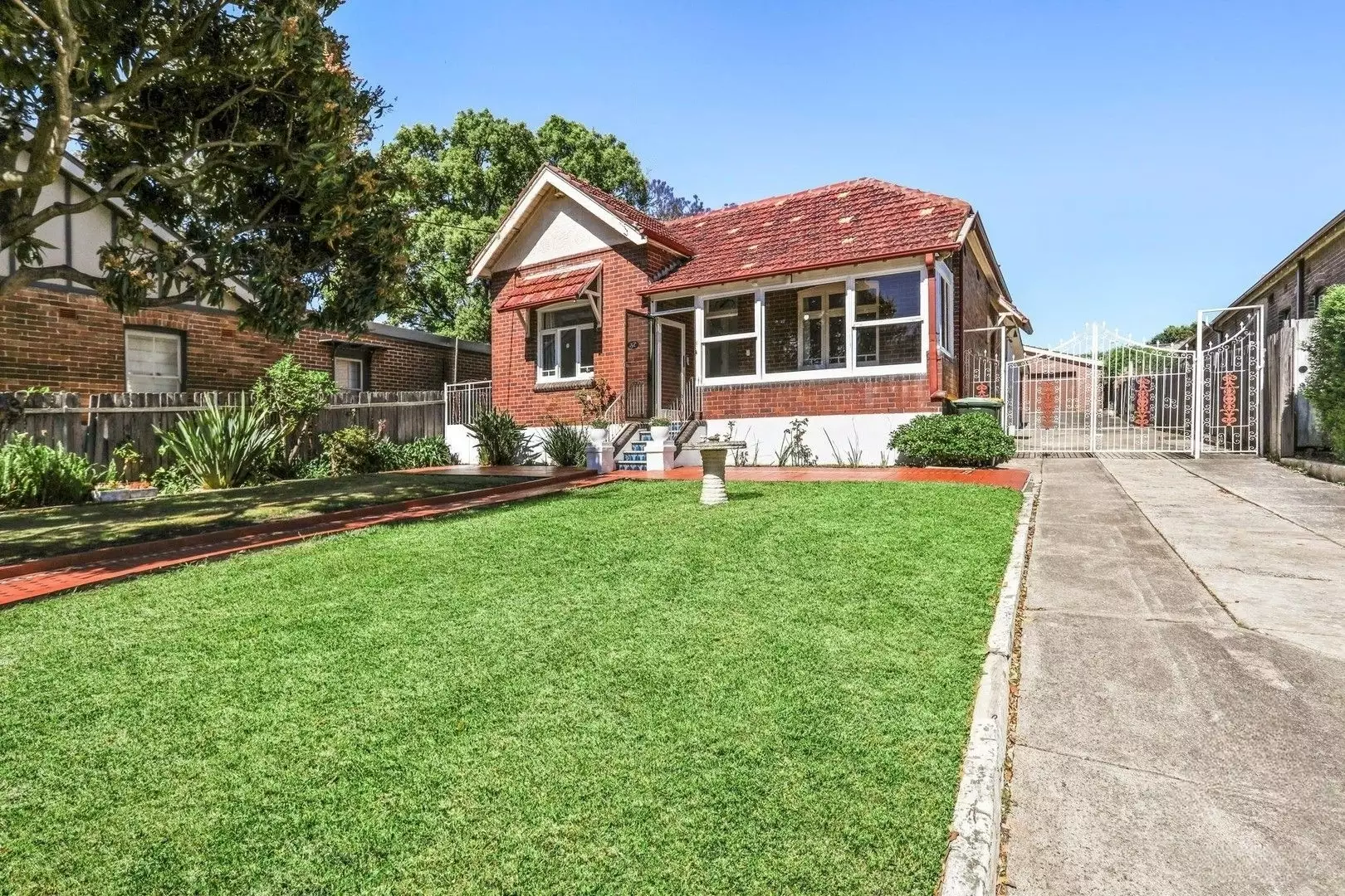 32 Martin Street, Haberfield Leased by Hudson McHugh - image 1