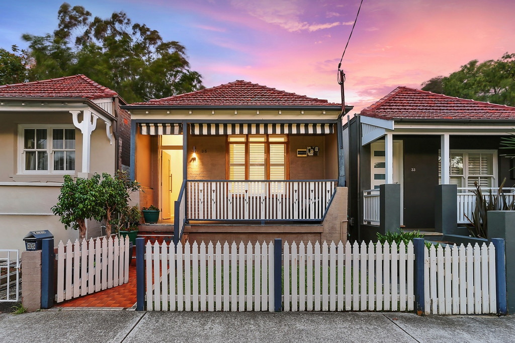 35 Hubert Street, Leichhardt Sold by Hudson McHugh - image 1