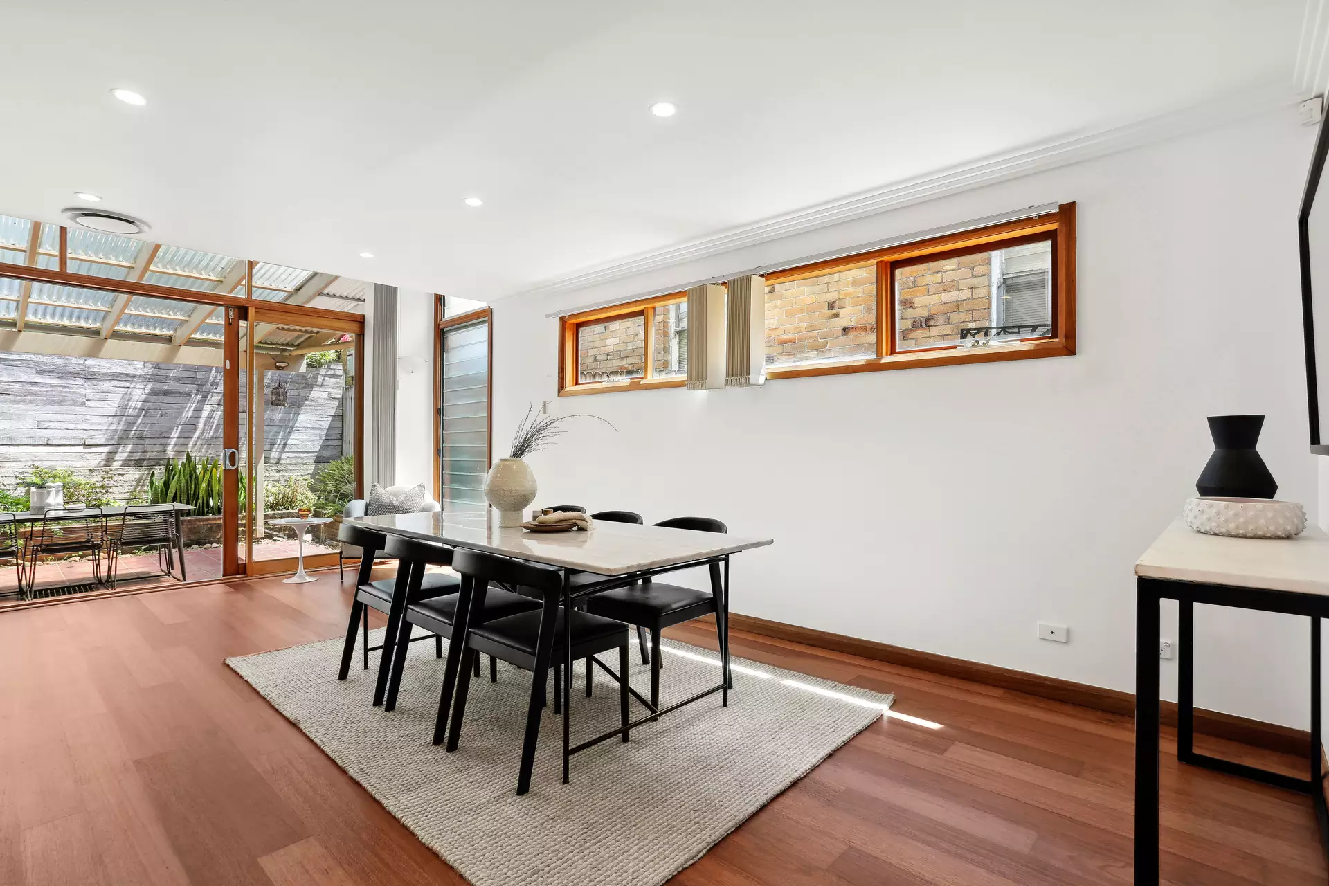 4B Lords Road, Leichhardt Sold by Hudson McHugh - image 1