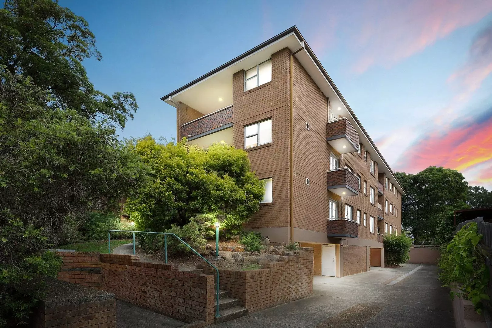 19/6-8 Gower Street, Summer Hill Leased by Hudson McHugh - image 1