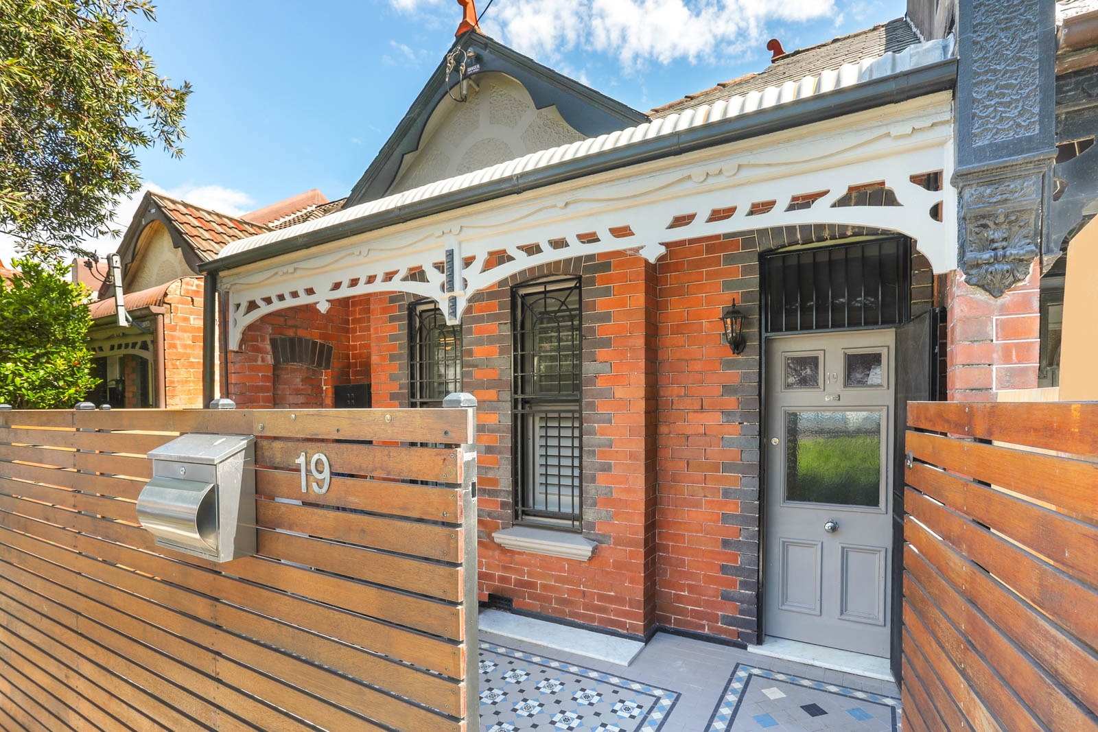 19 Short Street, Leichhardt Leased by Hudson McHugh - image 1