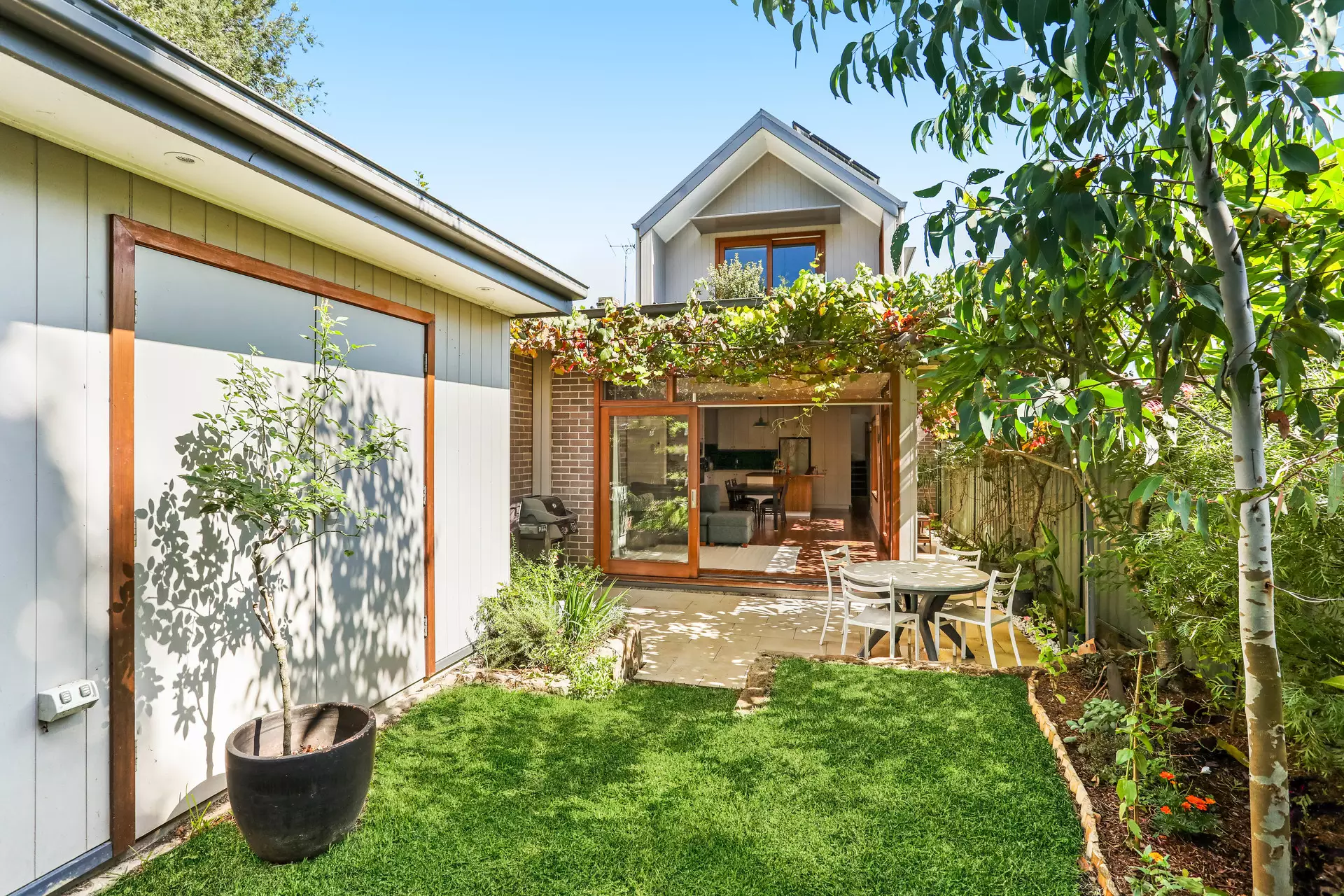 159 Victoria Street, Dulwich Hill Sold by Hudson McHugh - image 1