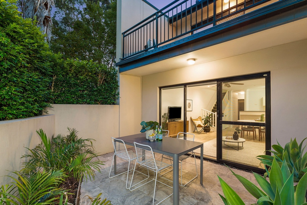 6/1 Styles Street, Leichhardt Sold by Hudson McHugh - image 1