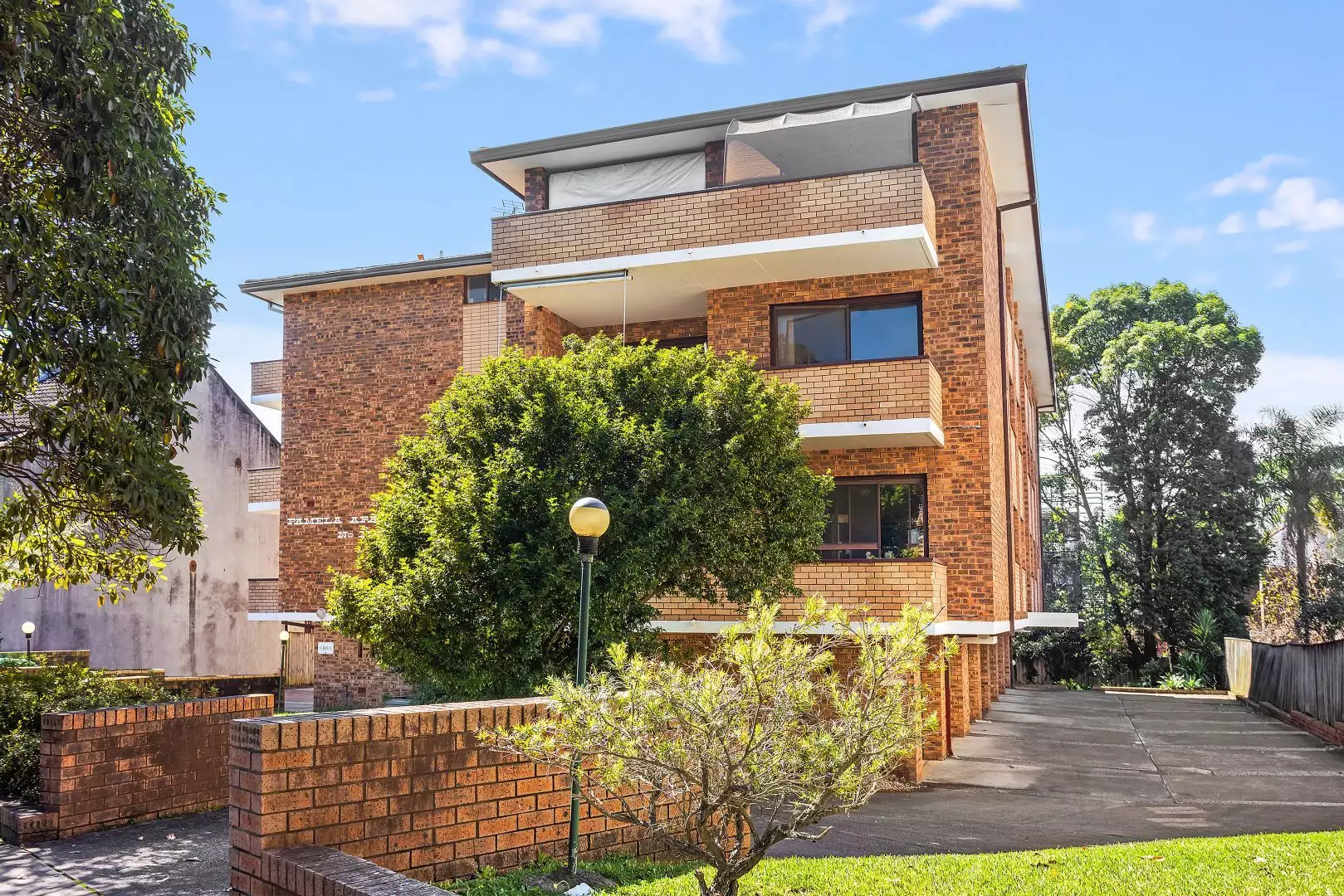 8/25-27 Chandos Street, Ashfield Sold by Hudson McHugh - image 1