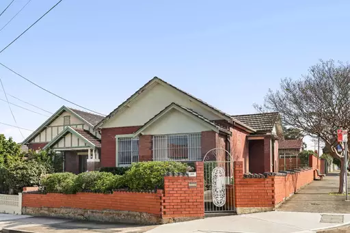 160 Croydon Road, Croydon Sold by Hudson McHugh