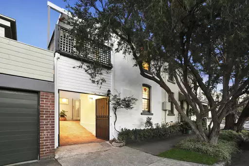 25 Ferris Street, Annandale Sold by Hudson McHugh