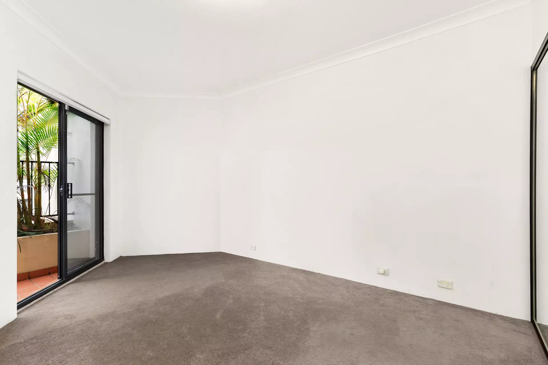 15/1 Ivory Lane, Leichhardt Leased by Hudson McHugh - image 1