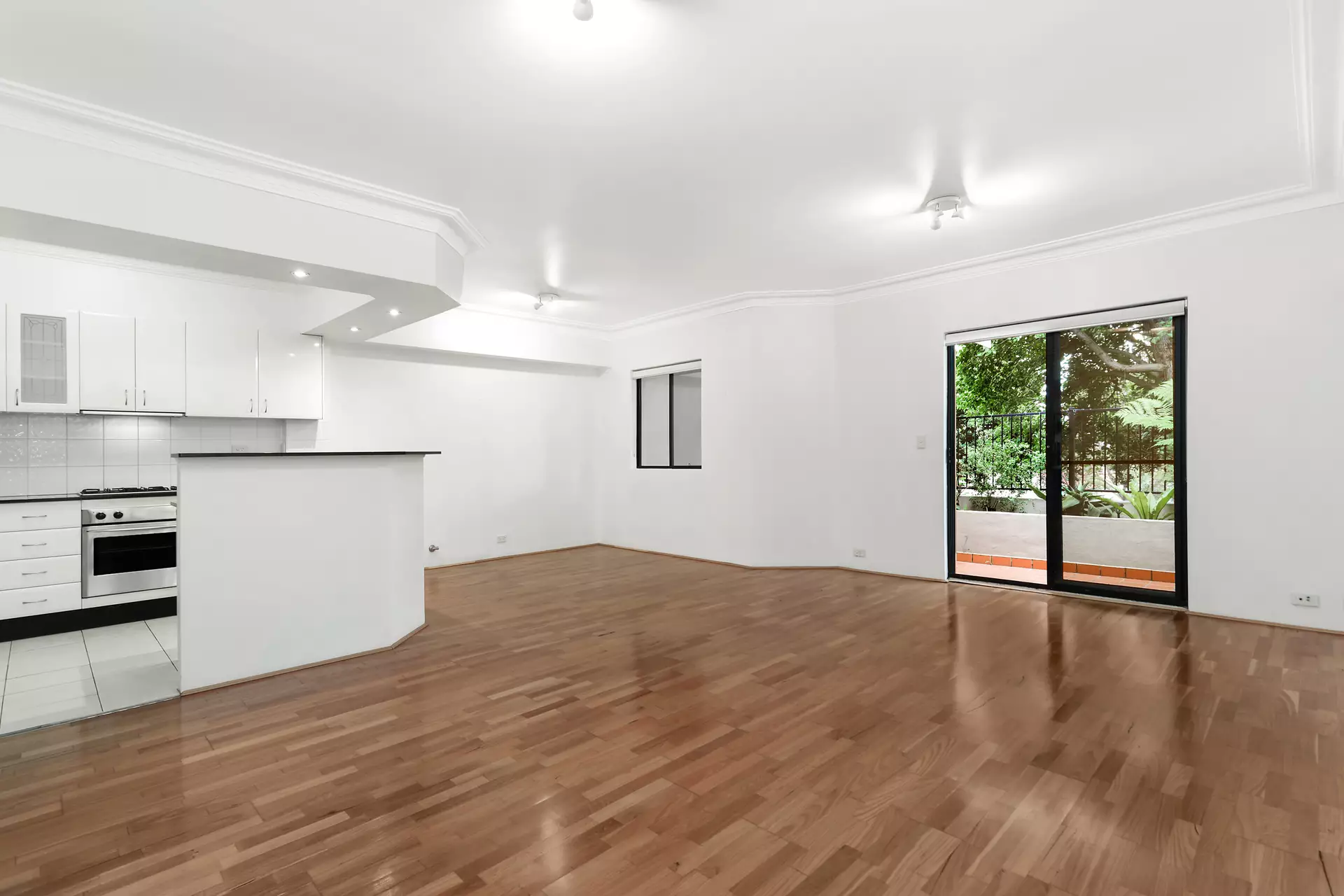 15/1 Ivory Lane, Leichhardt Leased by Hudson McHugh - image 1