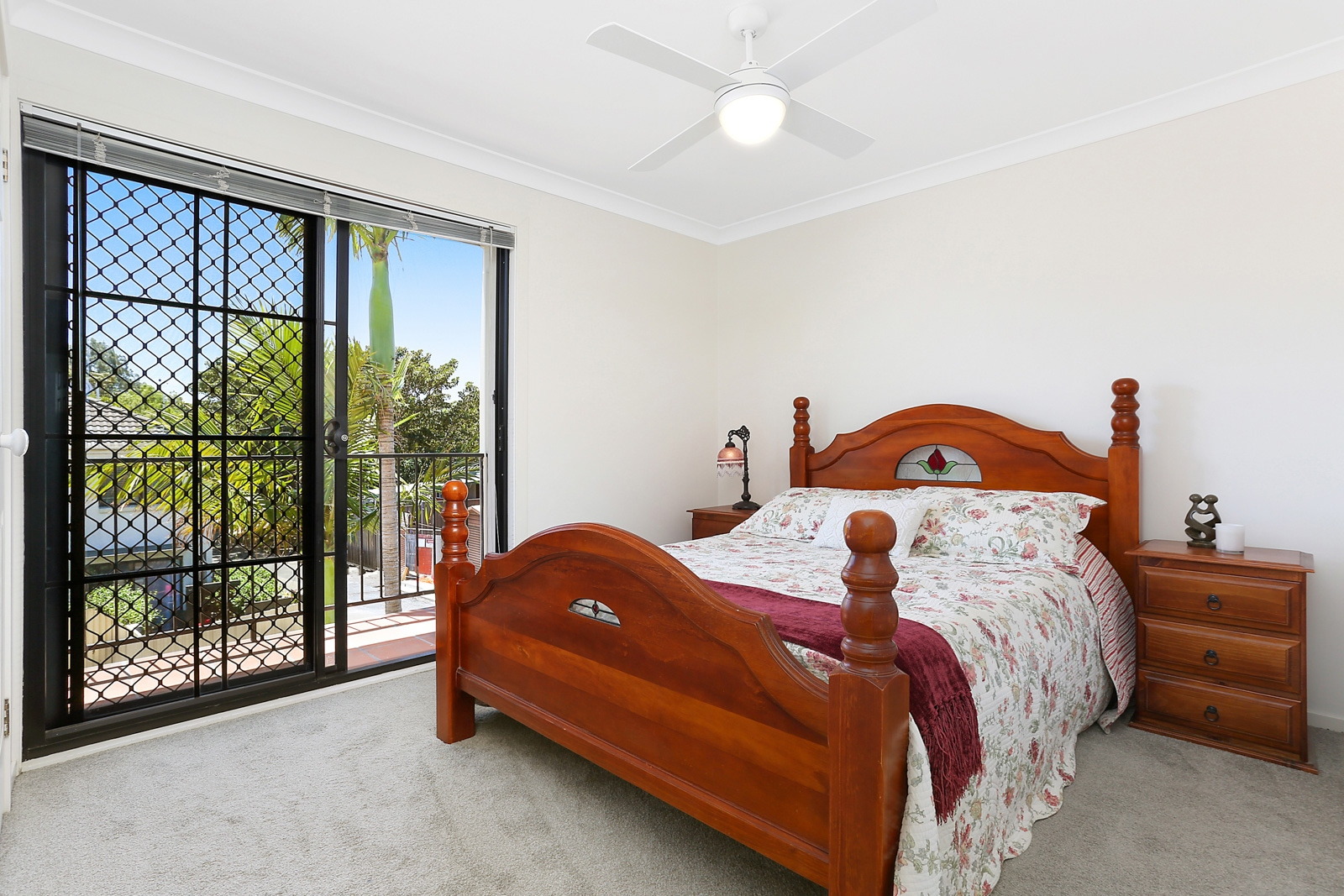 9/1 Flat Street, Leichhardt Sold by Hudson McHugh - image 1