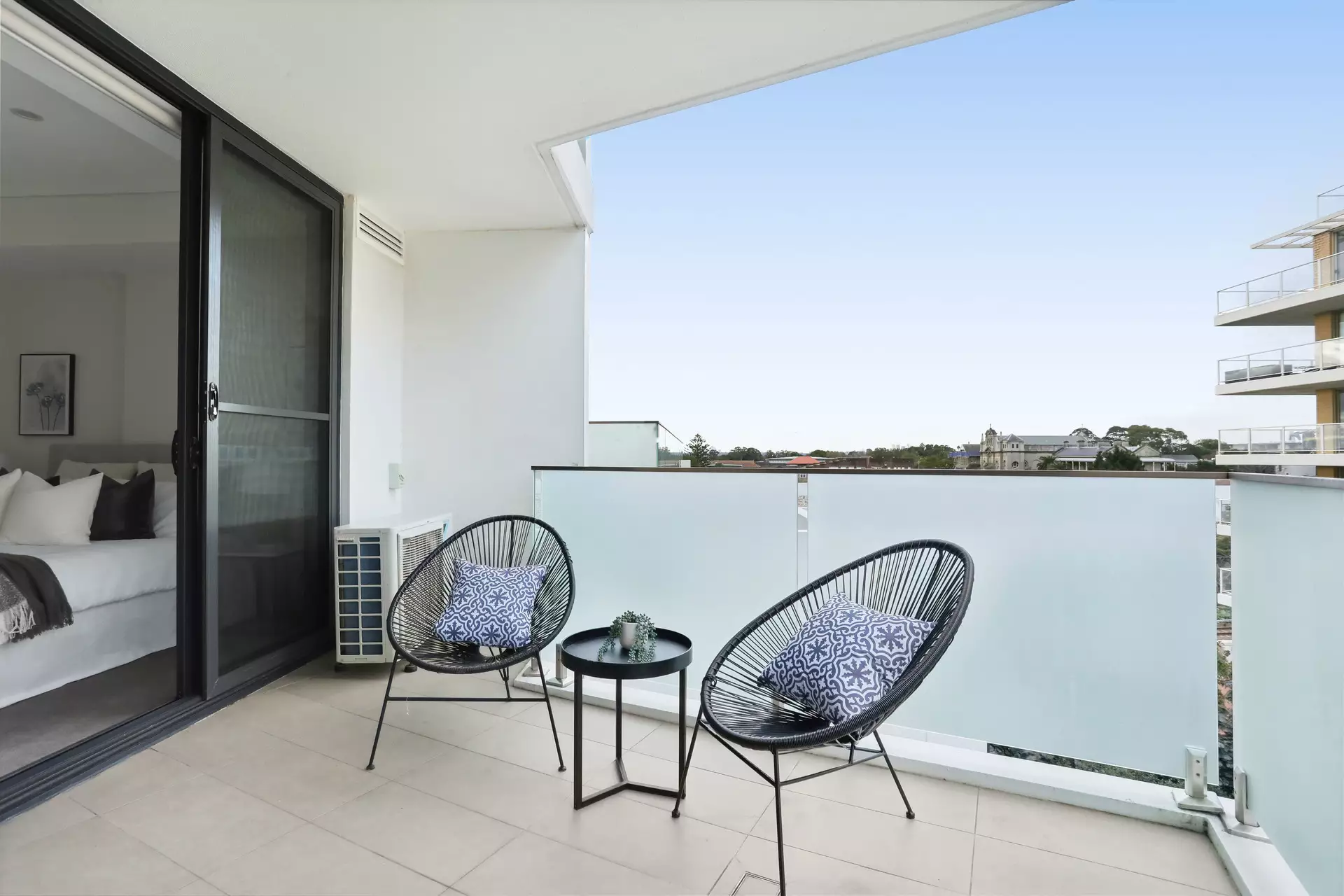 401/1 Markham Place, Ashfield Sold by Hudson McHugh - image 1