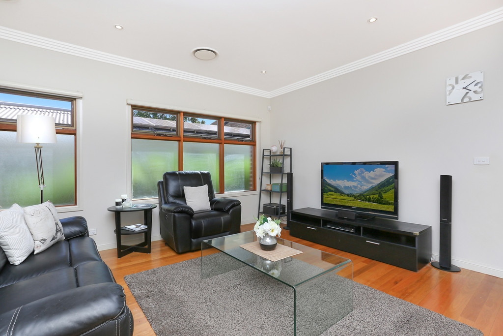 217 Old Canterbury Road, Dulwich Hill Sold by Hudson McHugh - image 1