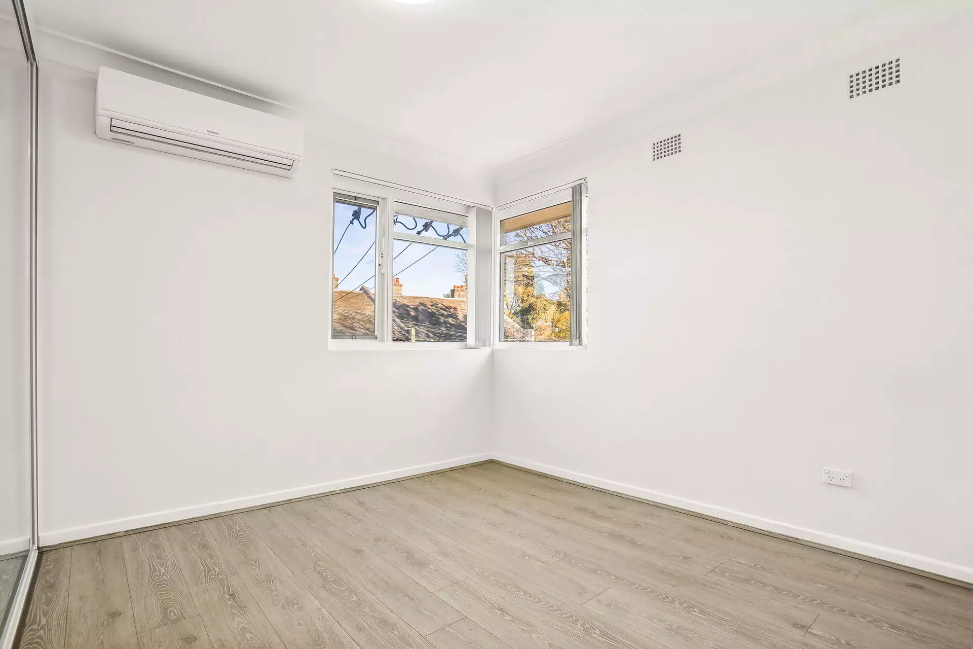 5/18 Campbell Street, Balmain Leased by Hudson McHugh - image 1