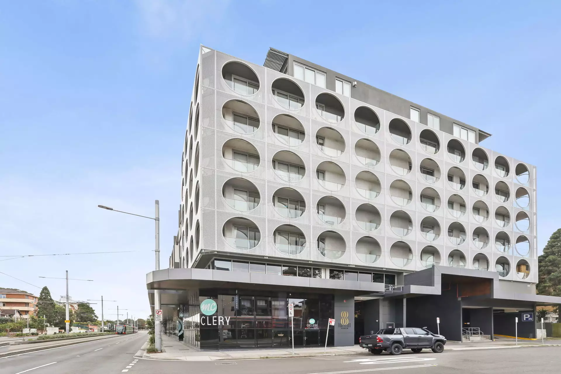 613/88 Anzac Parade, Kensington Sold by Hudson McHugh - image 1