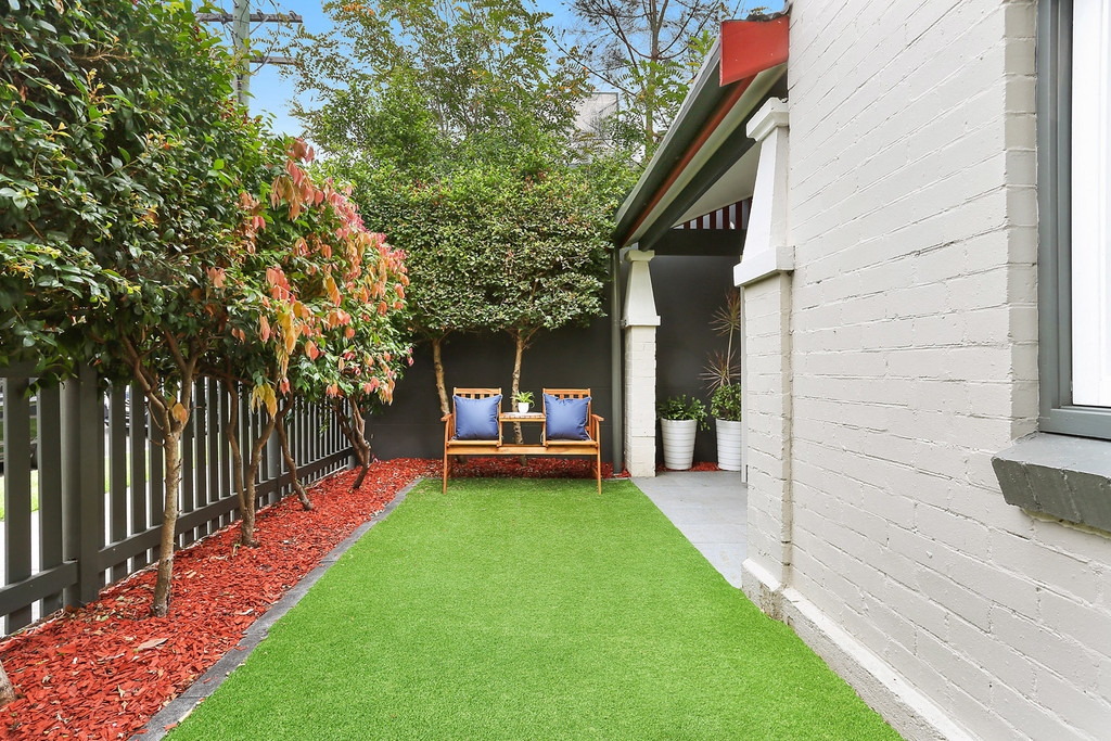 22/17 Beeson Street, Leichhardt Sold by Hudson McHugh - image 1