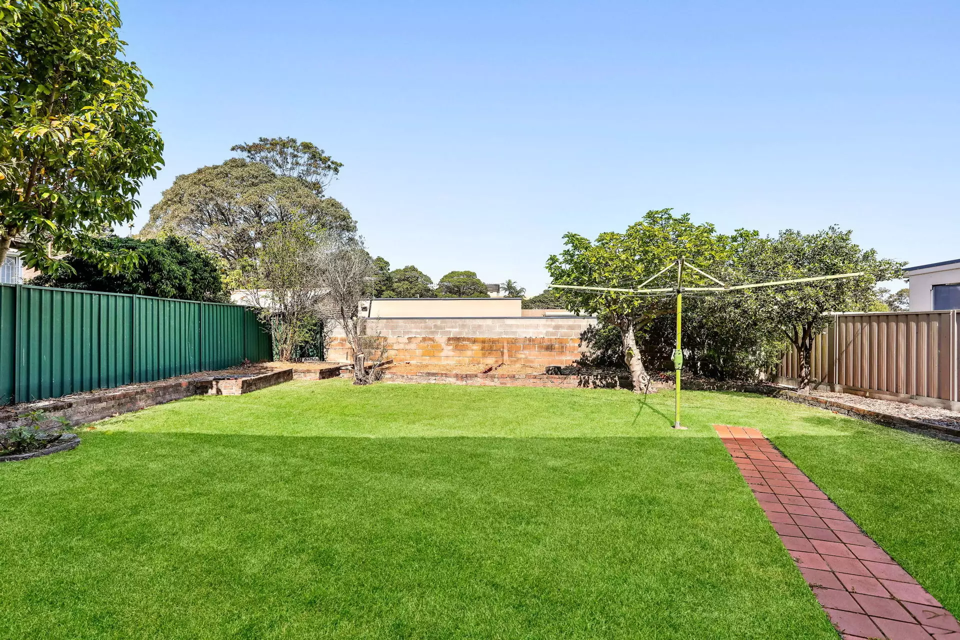 2A Roslyn Street, Ashbury For Sale by Hudson McHugh - image 1