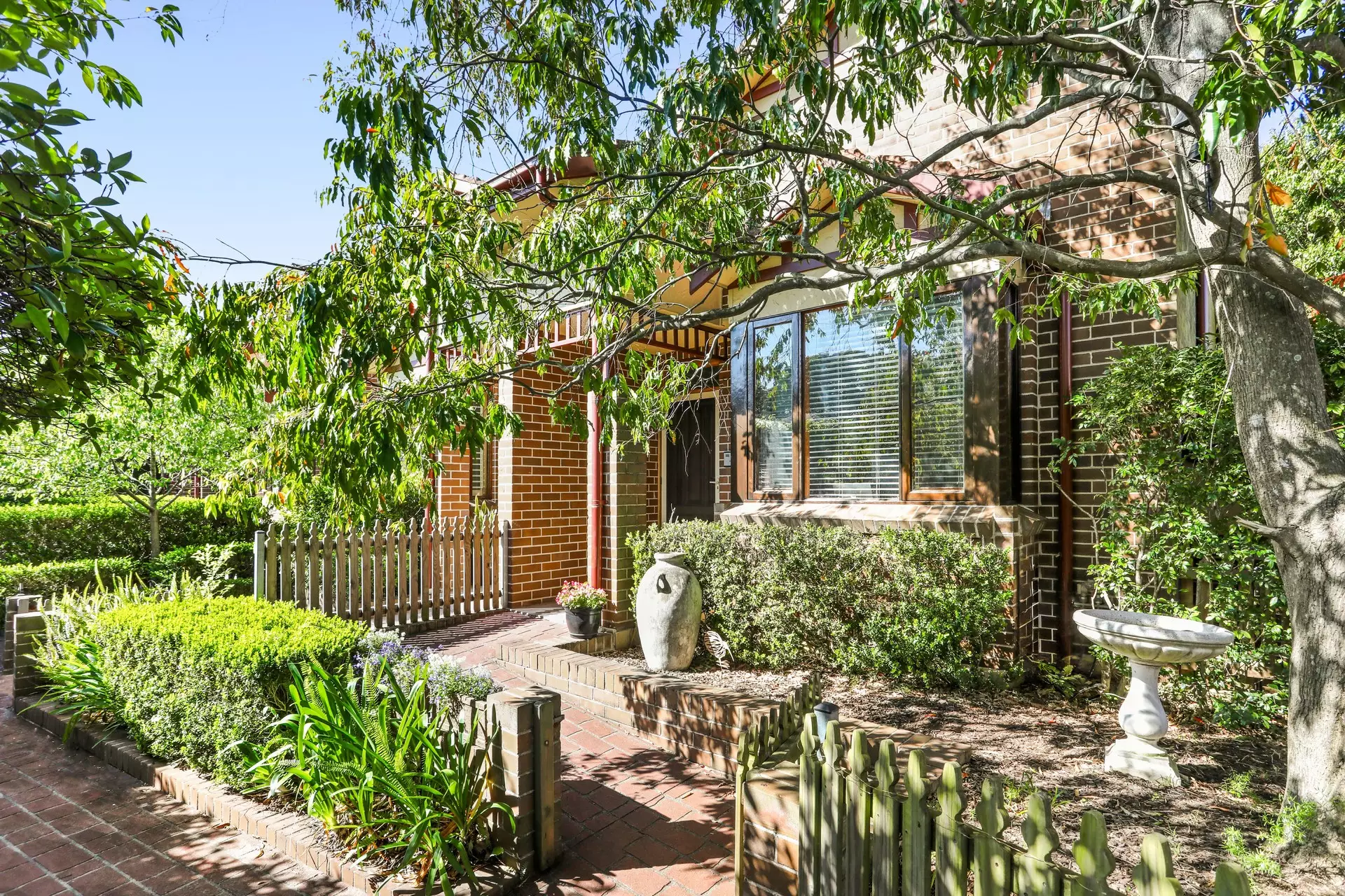 1/37 Hawthorne Parade, Haberfield Sold by Hudson McHugh - image 1