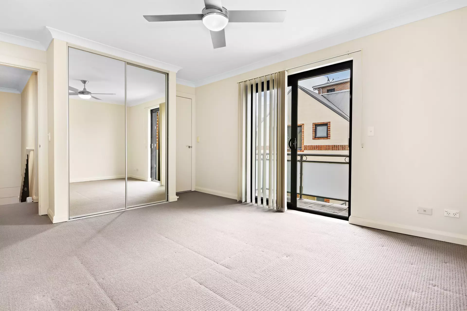 5/27-29 Smith Street, Summer Hill For Lease by Hudson McHugh - image 1