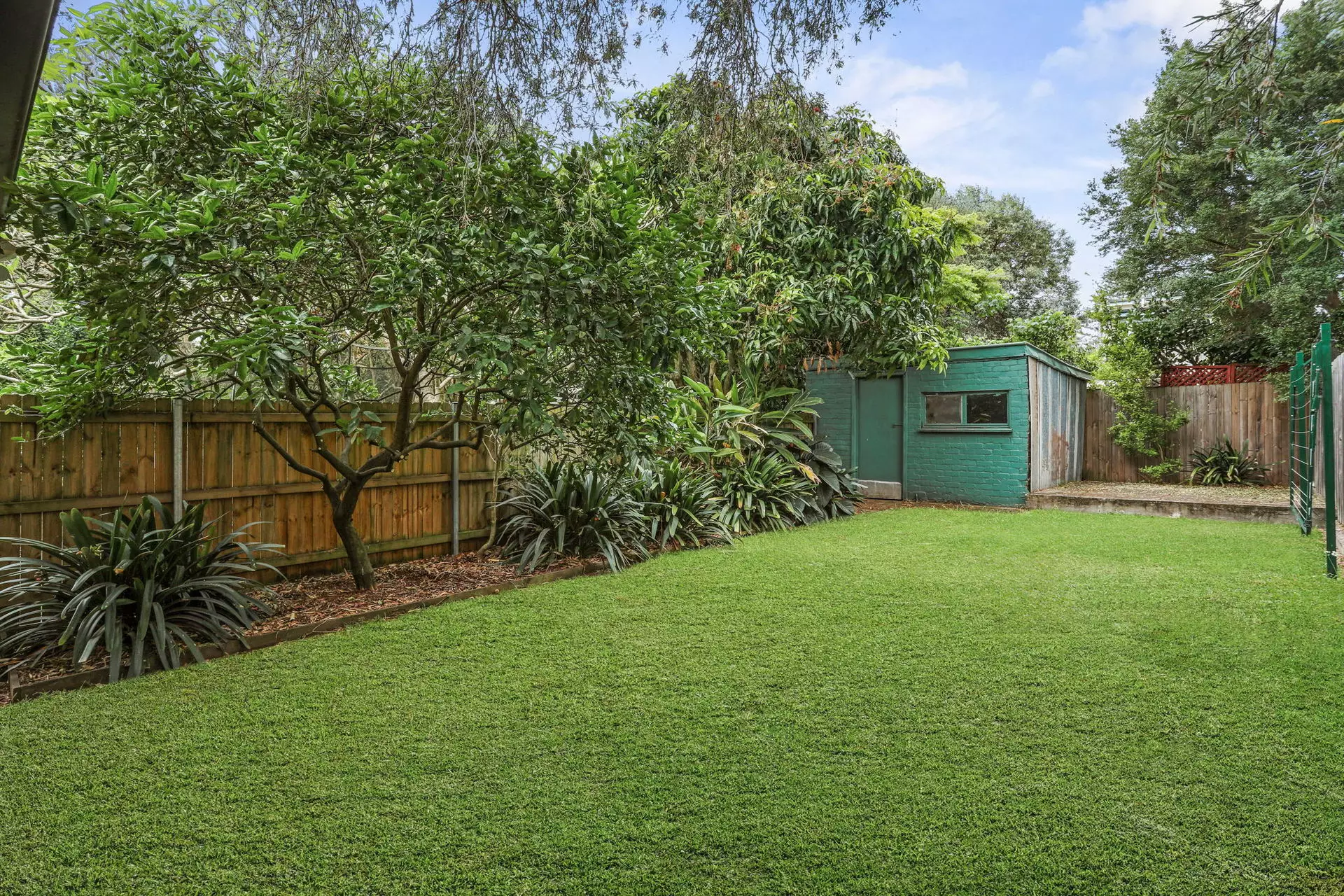 9 Burfitt Street, Leichhardt Leased by Hudson McHugh - image 1