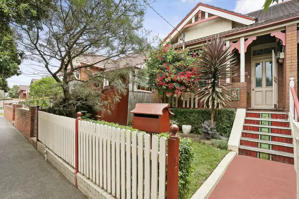 8 Blairgowrie Street, Dulwich Hill Auction by Hudson McHugh