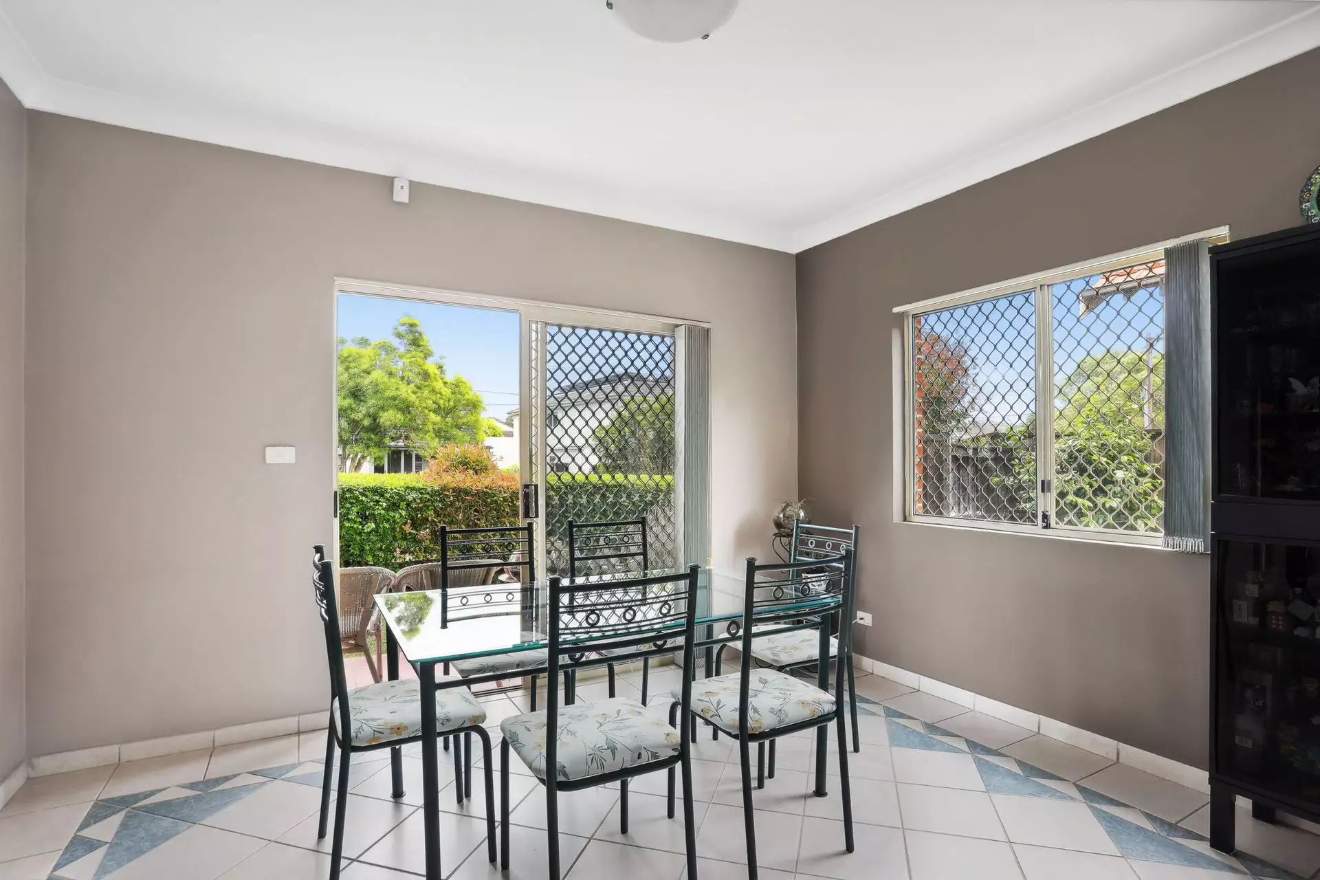 1/13 Melbourne Street, Concord Auction by Hudson McHugh - image 1