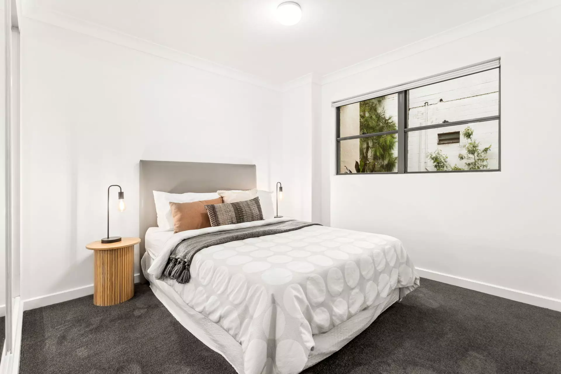 77/69 Allen Street, Leichhardt Sold by Hudson McHugh - image 1