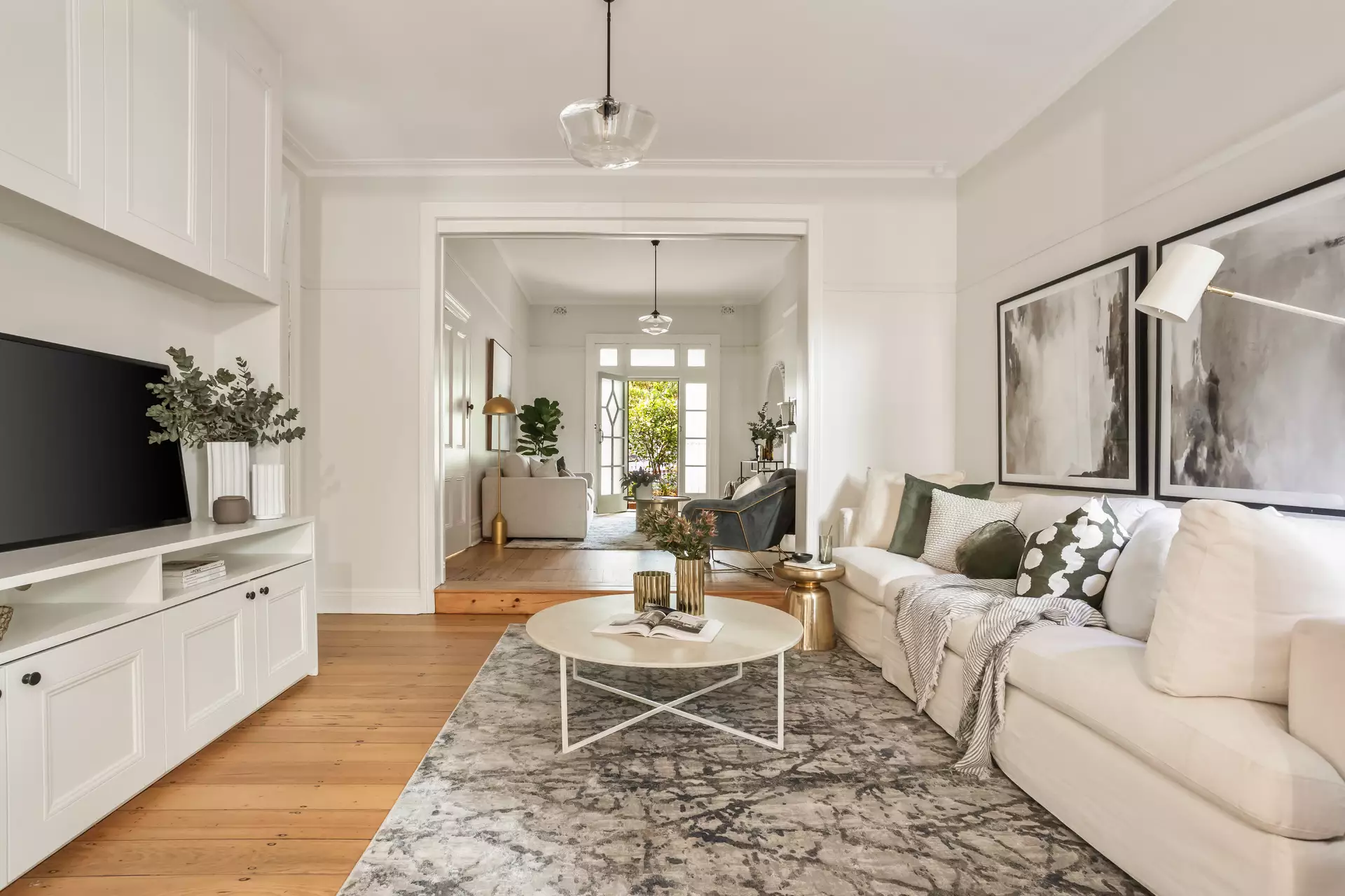 52 Sloane Street, Summer Hill Auction by Hudson McHugh - image 1