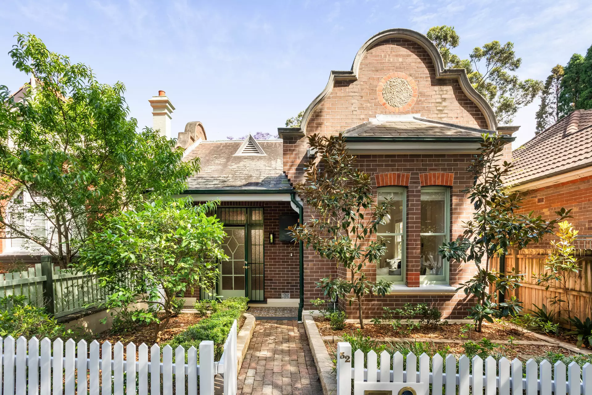 52 Sloane Street, Summer Hill Auction by Hudson McHugh - image 1