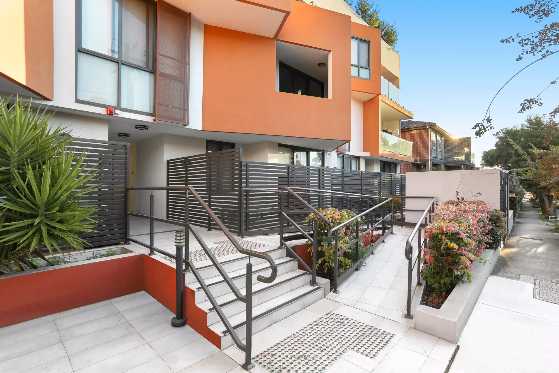 404/2 Thomas Street, Ashfield Auction by Hudson McHugh - image 1