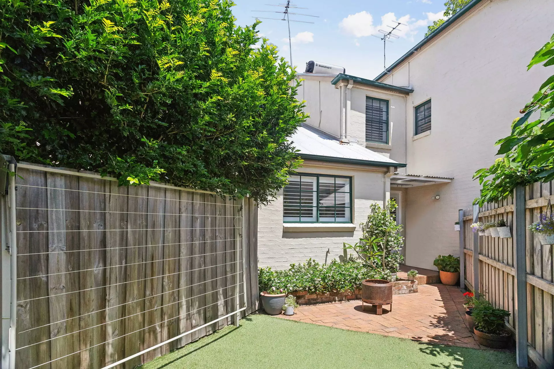 2/27 William Street, Leichhardt Sold by Hudson McHugh - image 1