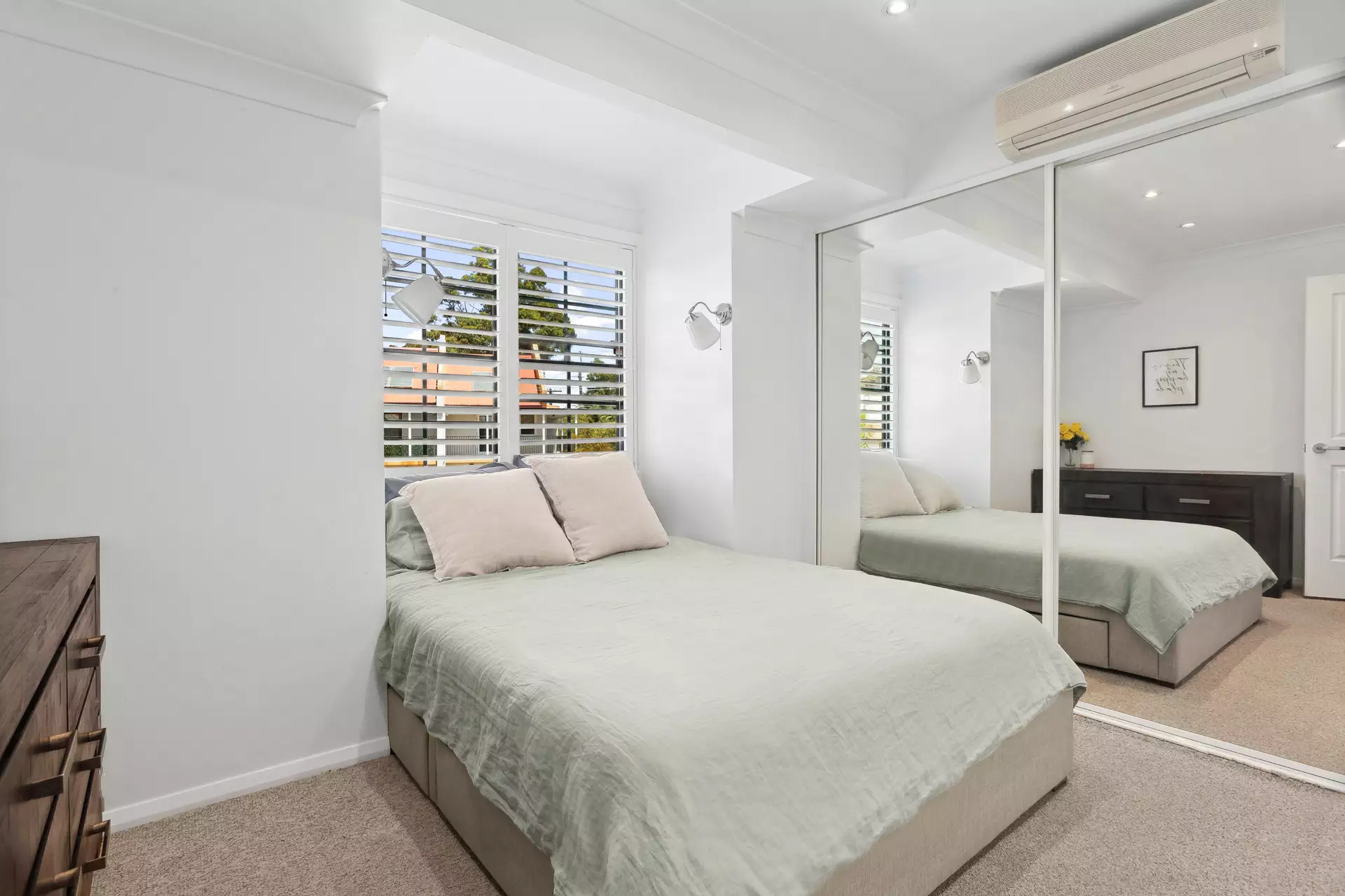 2/27 William Street, Leichhardt Sold by Hudson McHugh - image 1