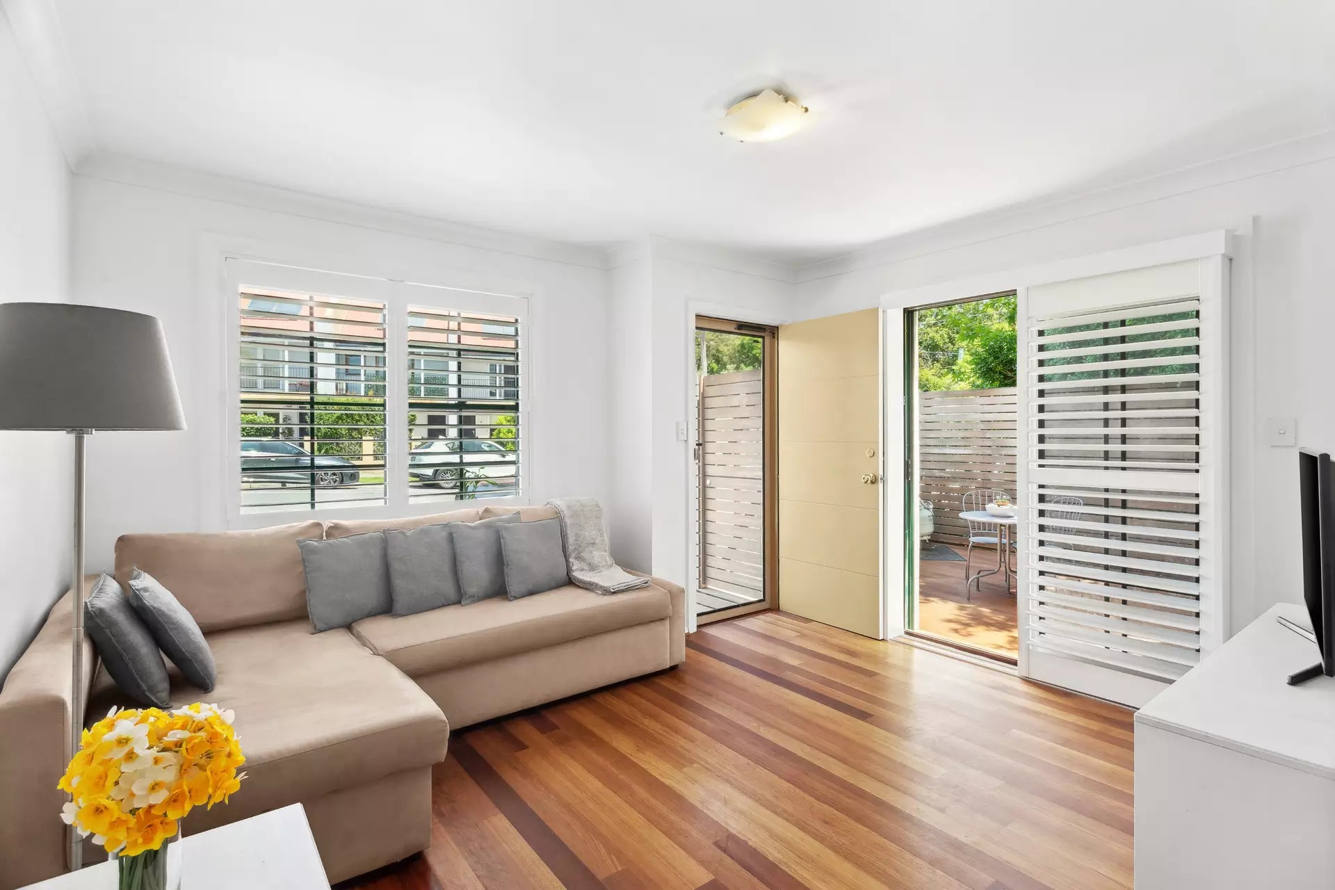 2/27 William Street, Leichhardt Sold by Hudson McHugh - image 1