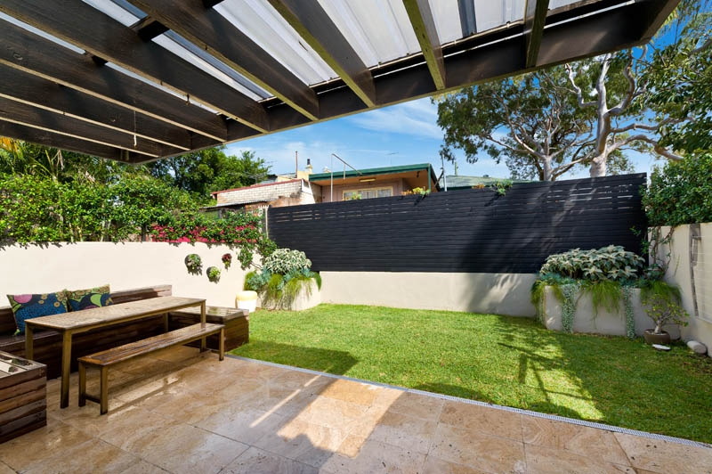 20 Mackenzie Street, Leichhardt Sold by Hudson McHugh - image 1