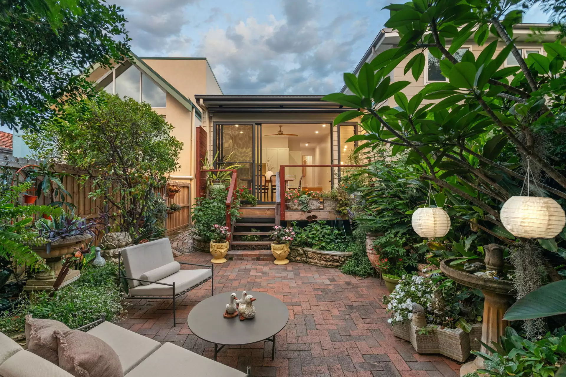 26 Arthur Street, Leichhardt Auction by Hudson McHugh - image 1