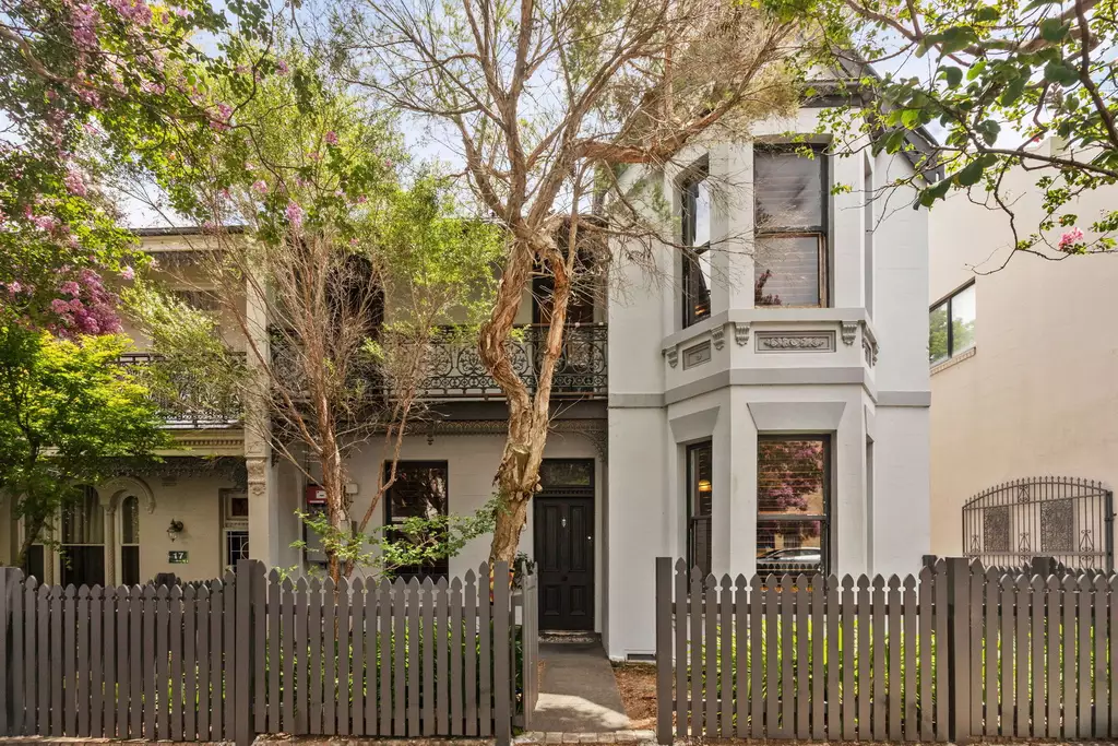 15 Carlisle Street, Leichhardt Auction by Hudson McHugh