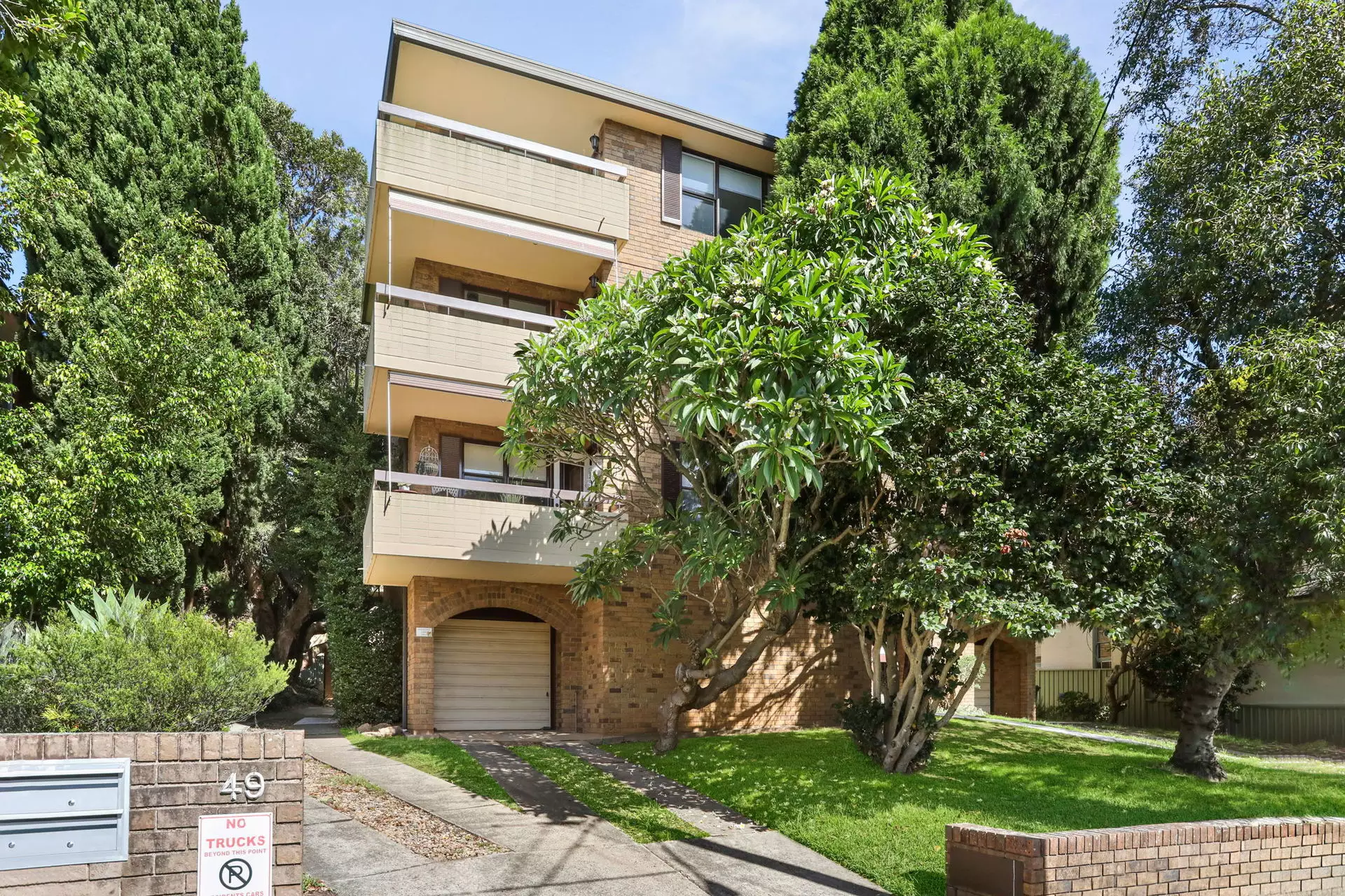 7/49 Charlotte Street, Ashfield Auction by Hudson McHugh - image 1